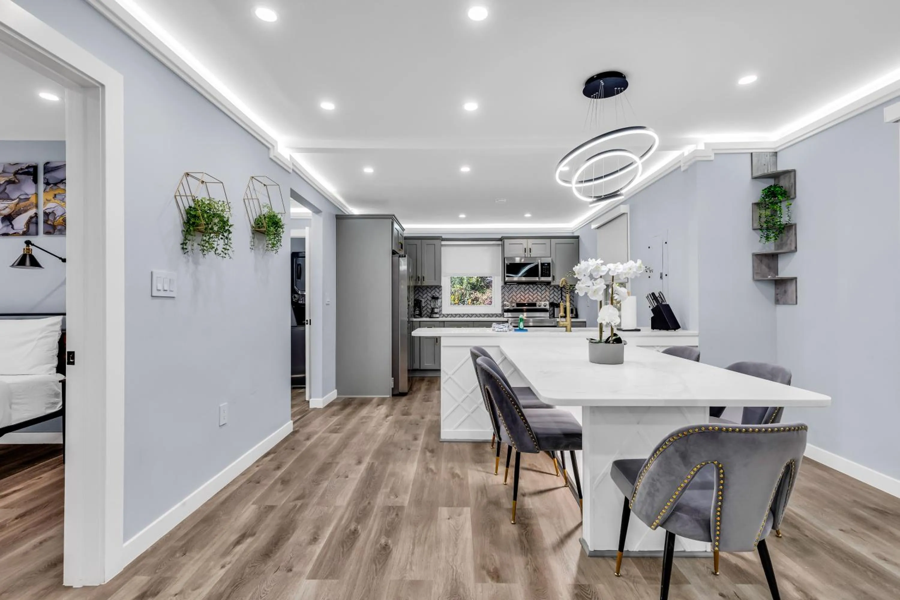 Dining area in Luxury 3BR House in Charlotte