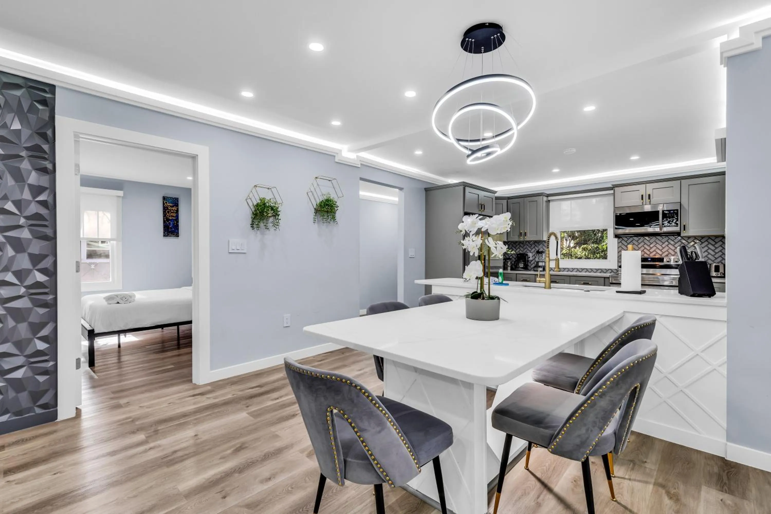 Dining area in Luxury 3BR House in Charlotte