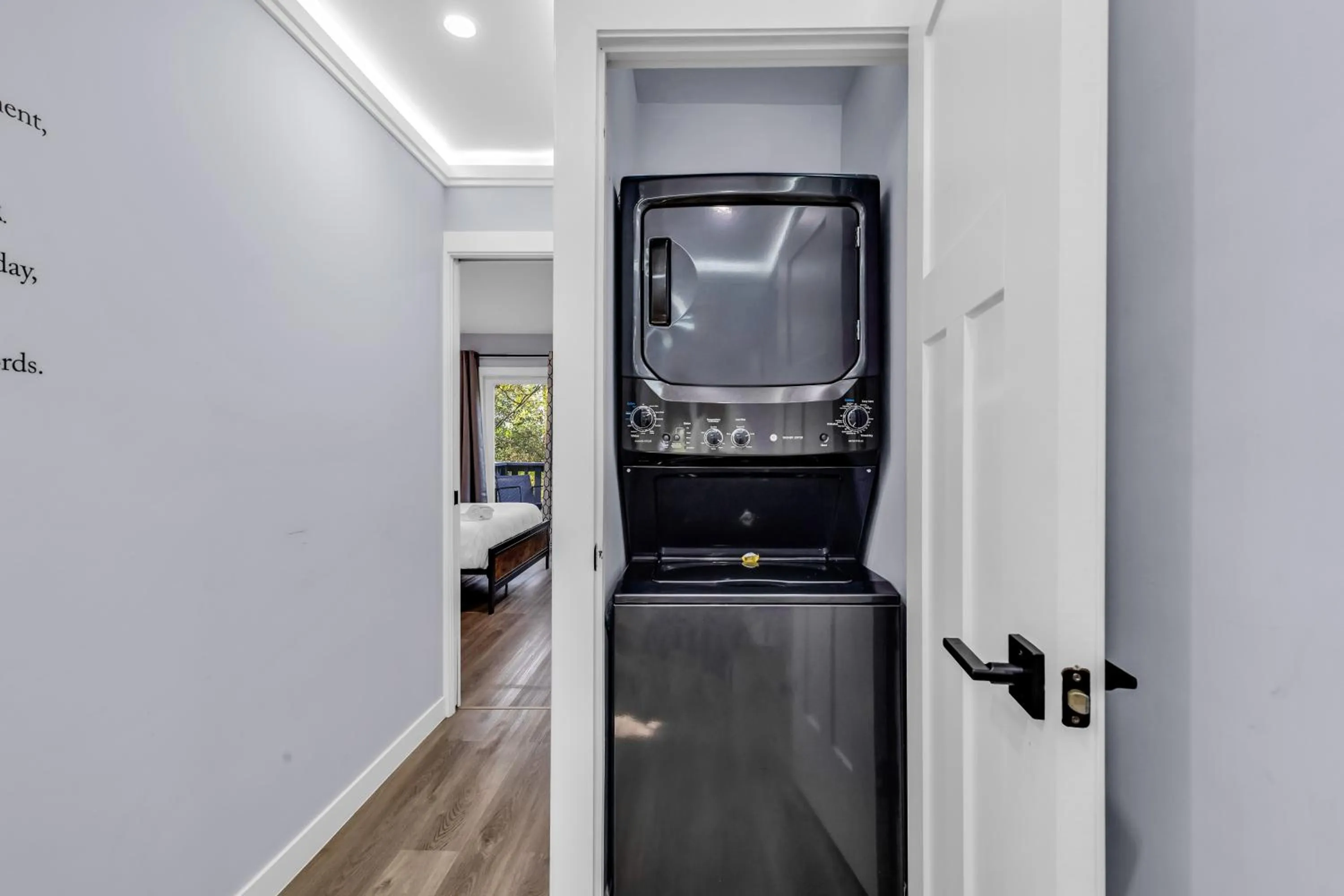 laundry in Luxury 3BR House in Charlotte