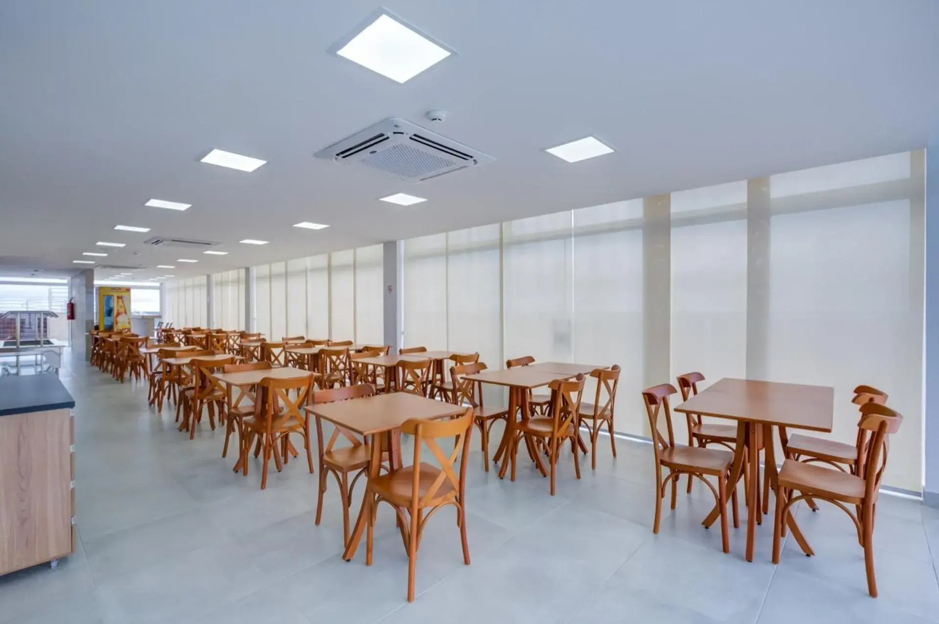 Restaurant/places to eat in Go Inn São Mateus Restaurant/places to eat in Go Inn São Mateus