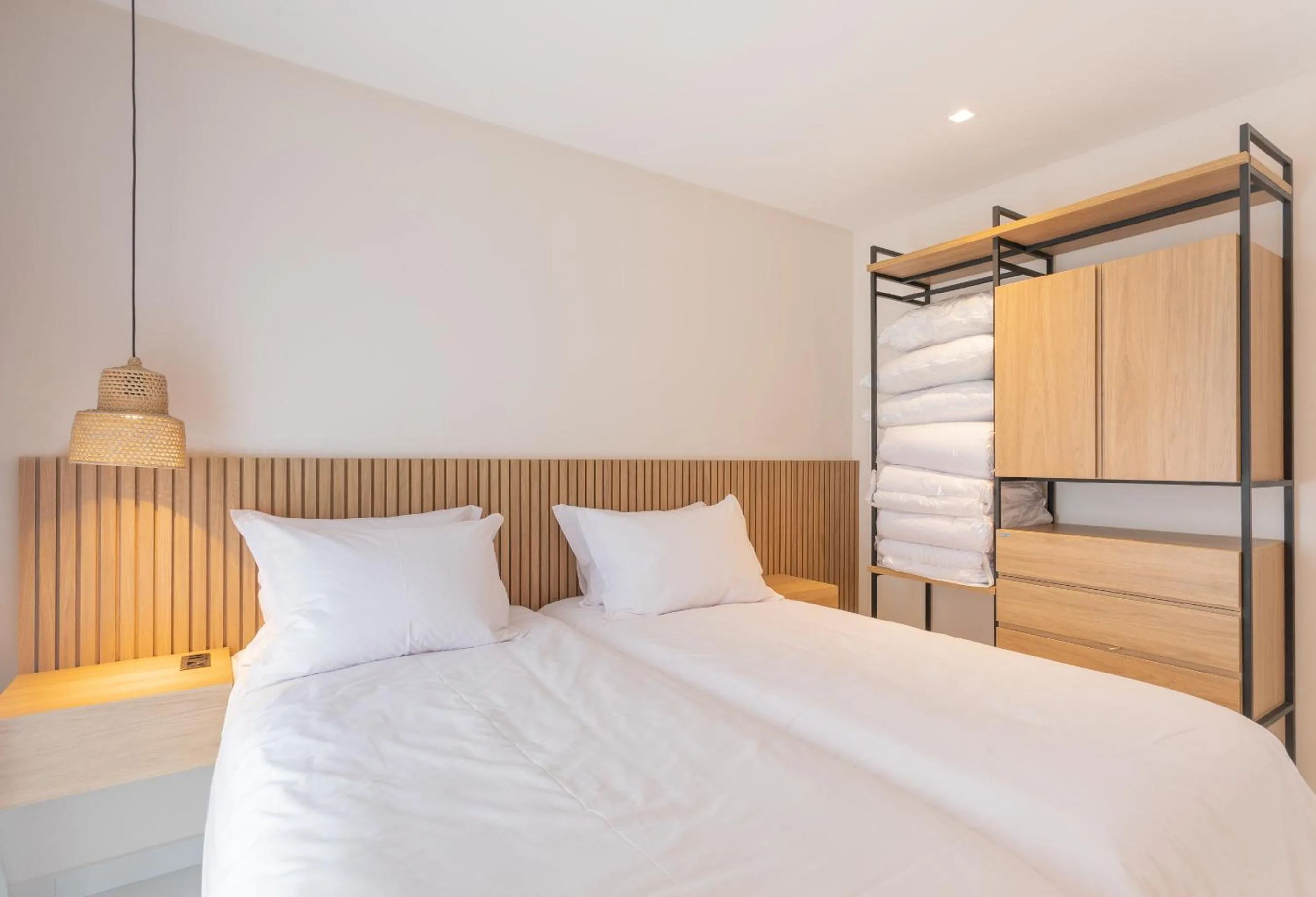 Bed in Acqua Residences Luxury Collection