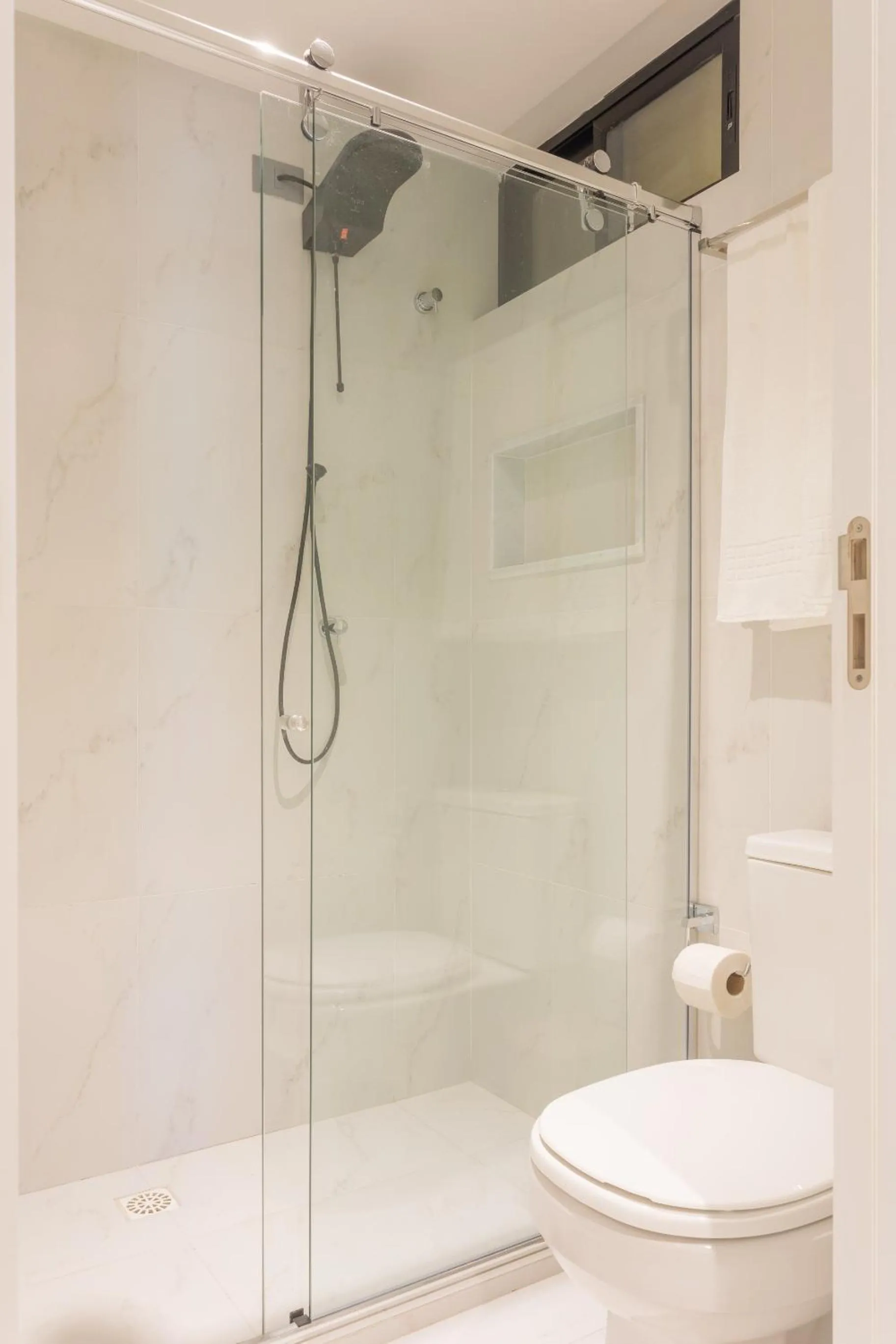 Acqua Residences Luxury Collection