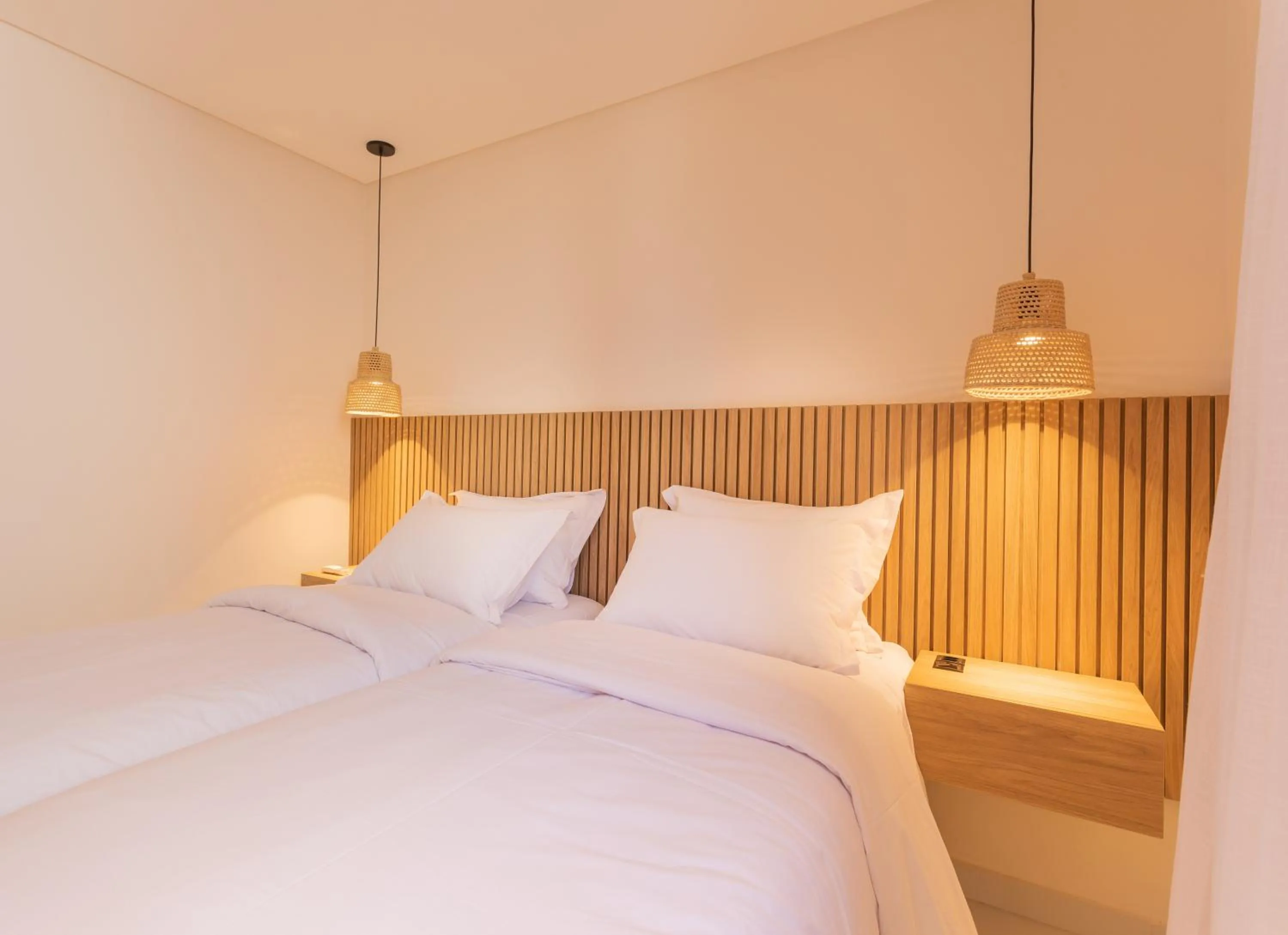 Bed in Acqua Residences Luxury Collection
