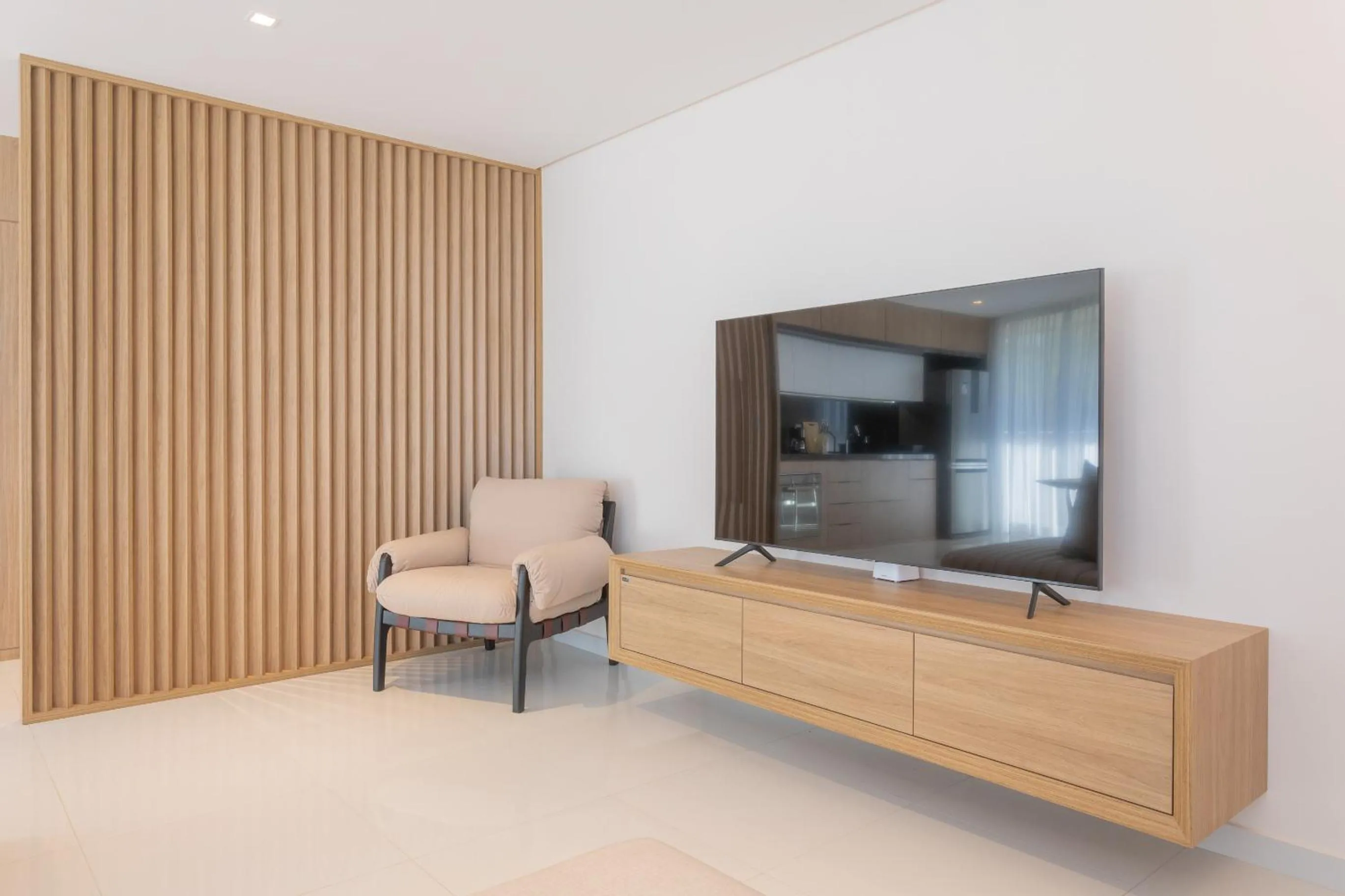Acqua Residences Luxury Collection
