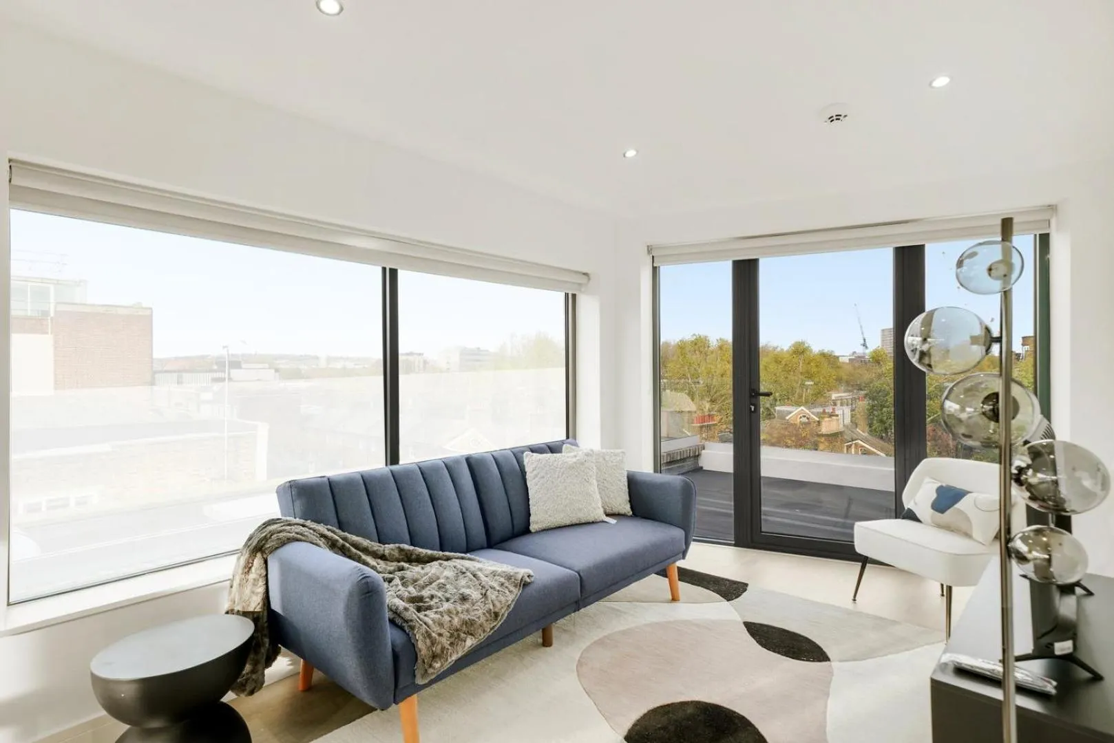 Executive 1 & 2 Bed Apartments in heart of London FREE WIFI by City Stay Aparts London