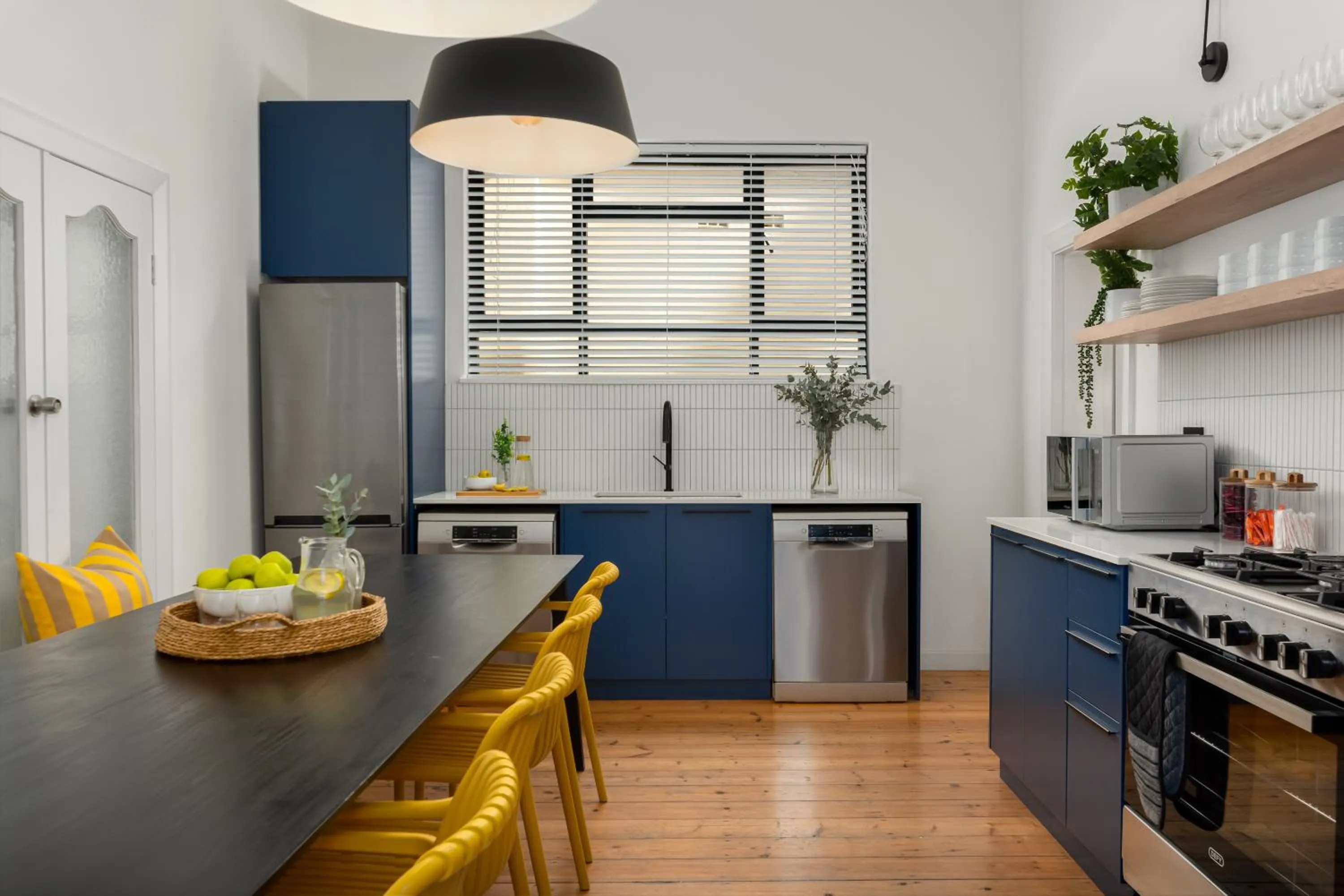 Kitchen or kitchenette in Neighbourgood Hill