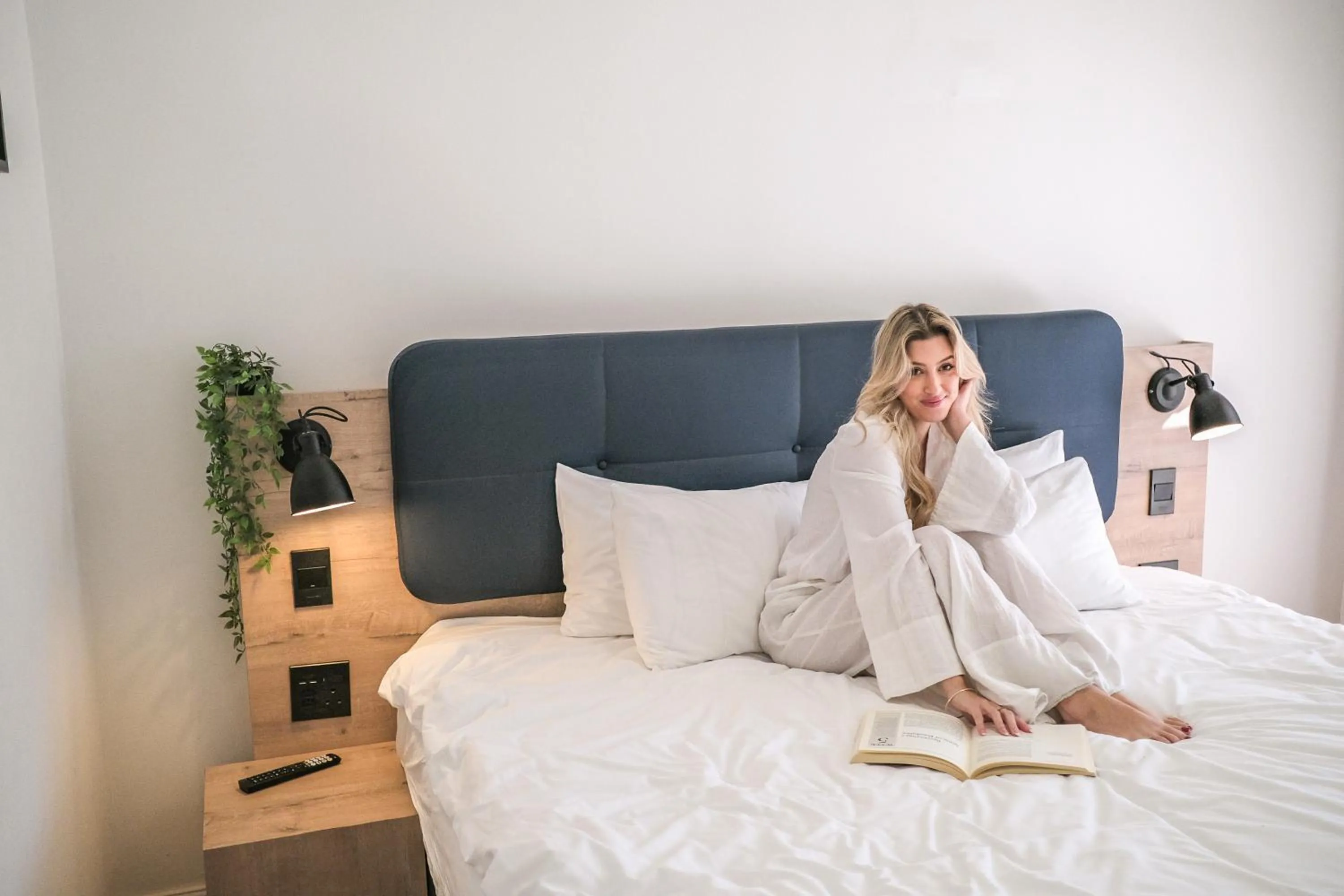 Guests, Bed in Neighbourgood Hill