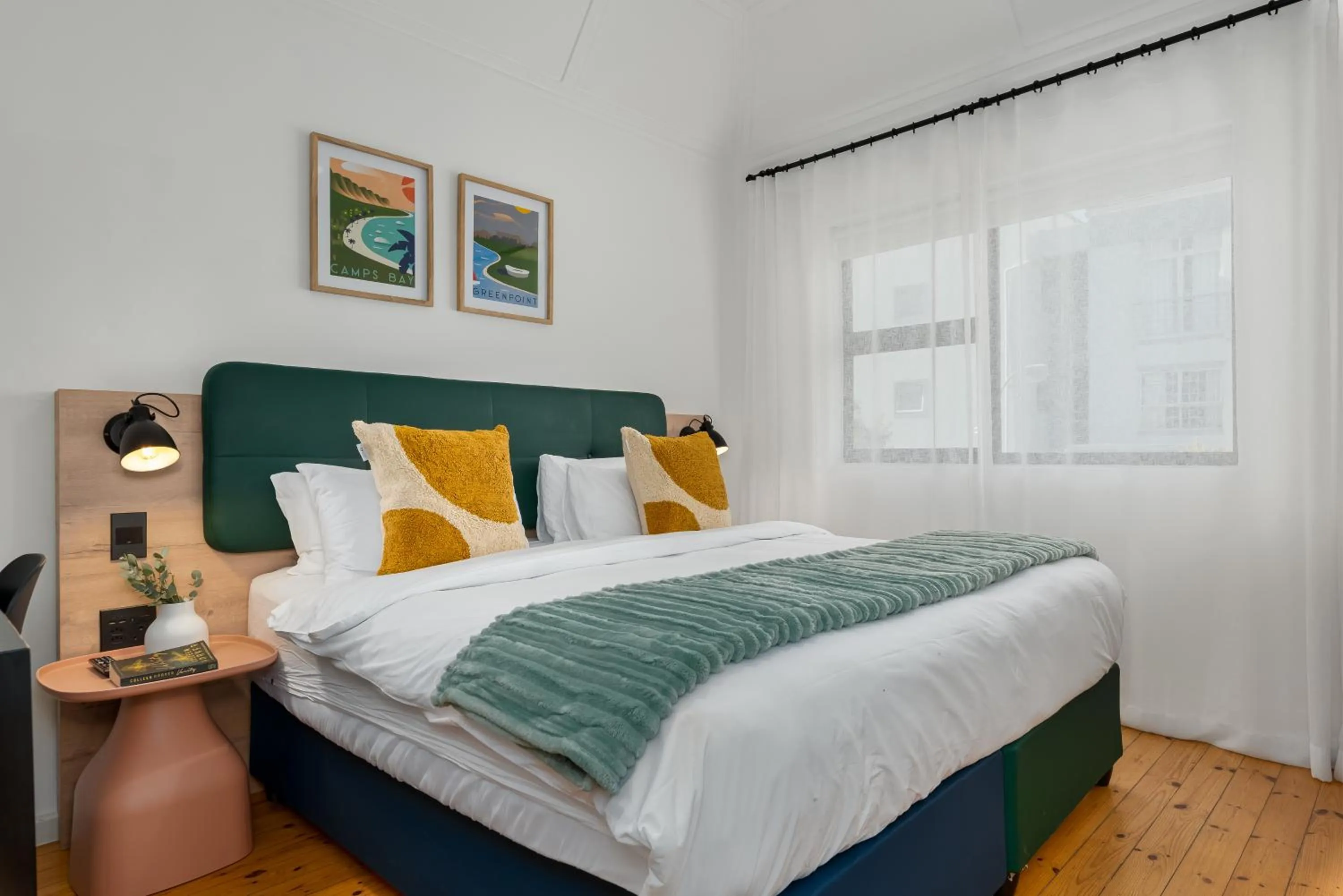 Bed in Neighbourgood Hill