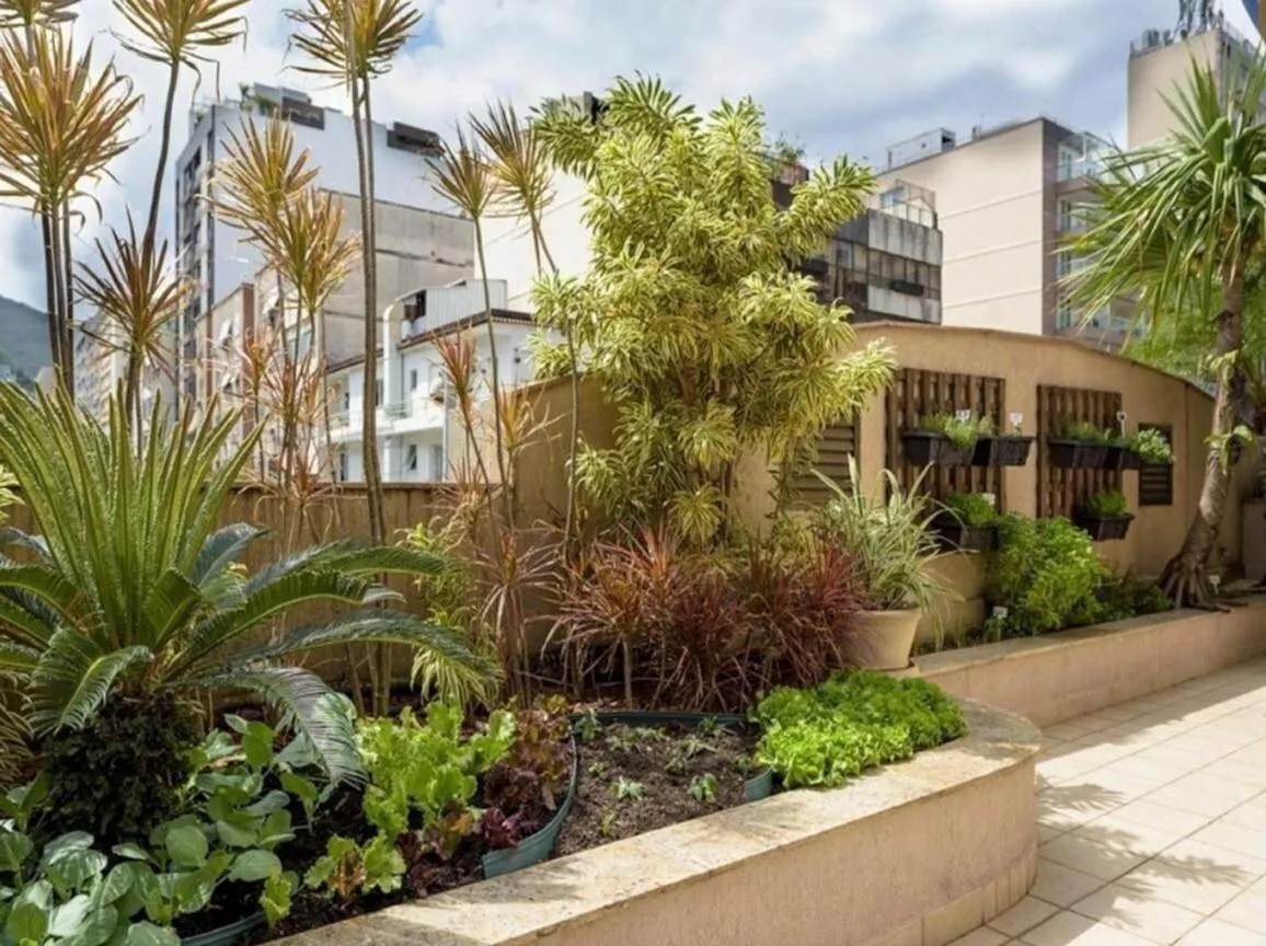 Communal lounge/ TV room in Flat Praia de Copacabana Ipanema - Pé na Areia