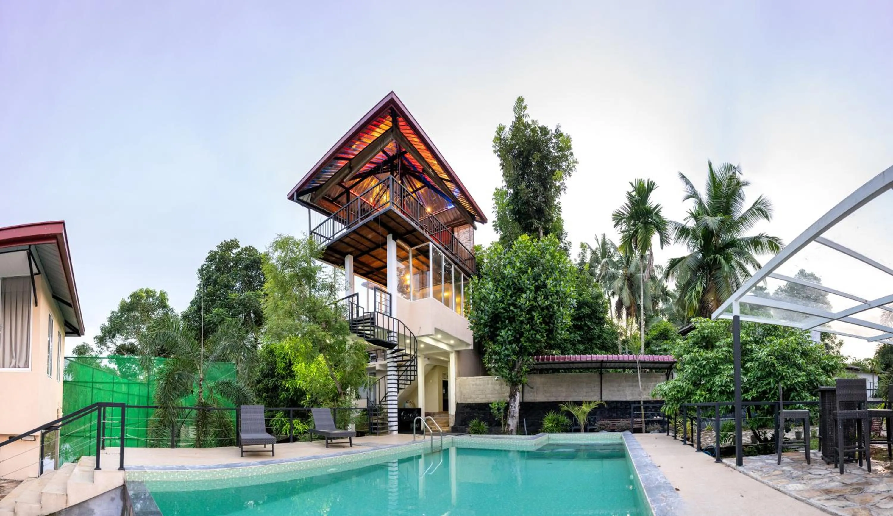 Garden in Savenndra Resorts