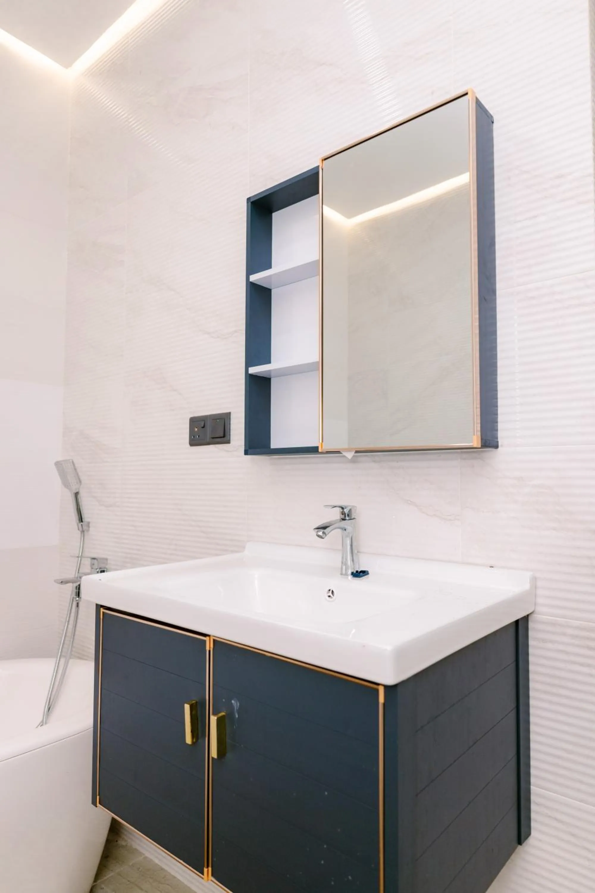 Bathroom in Savenndra Resorts