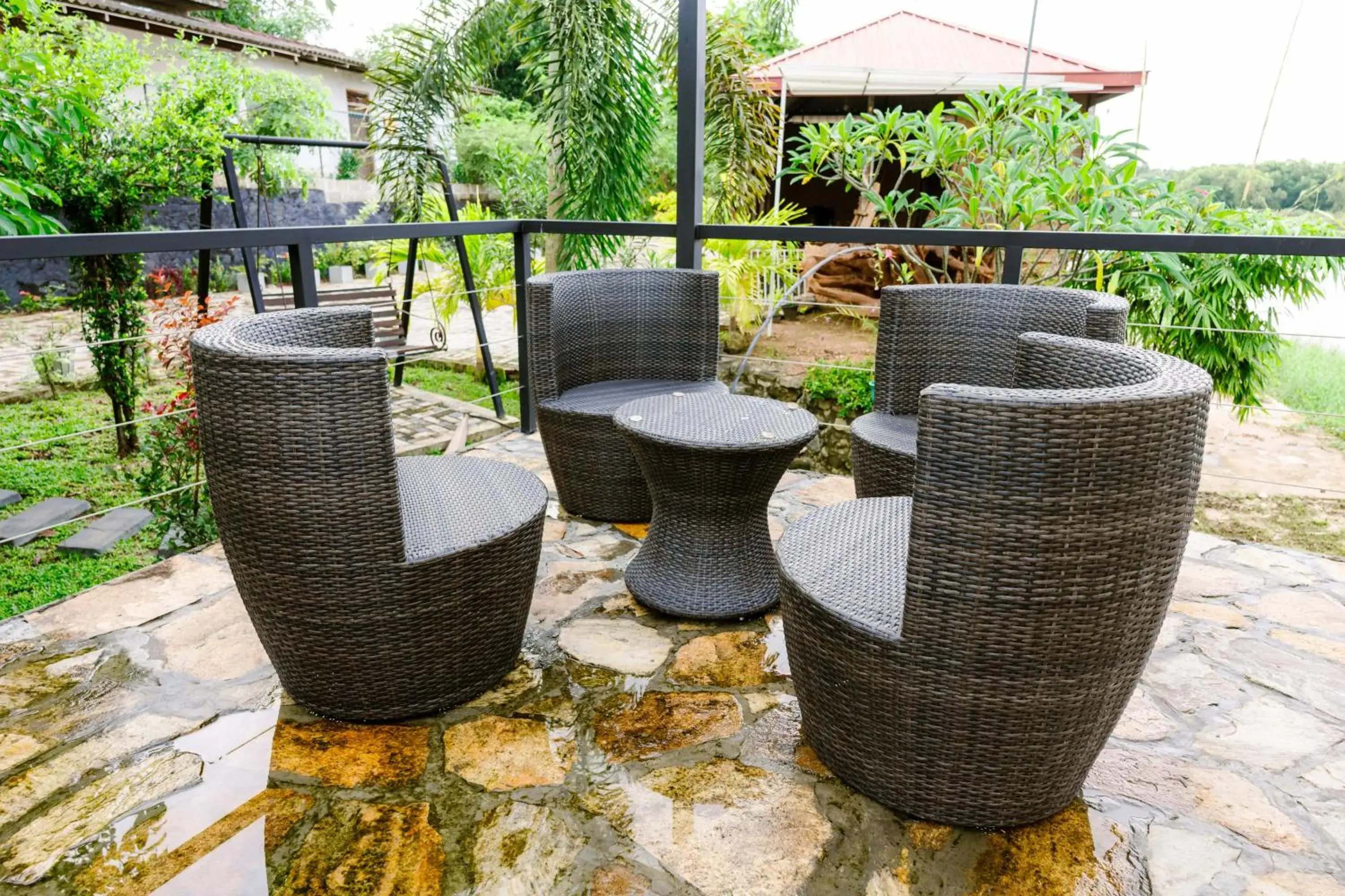 Restaurant/places to eat in Savenndra Resorts Restaurant/places to eat in Savenndra Resorts