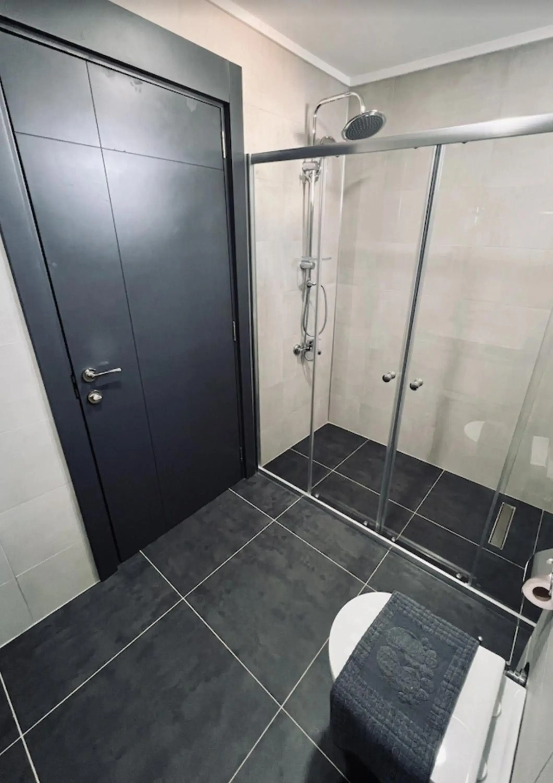 Bathroom in Side Mira Palace & Spa Bathroom in Side Mira Palace & Spa