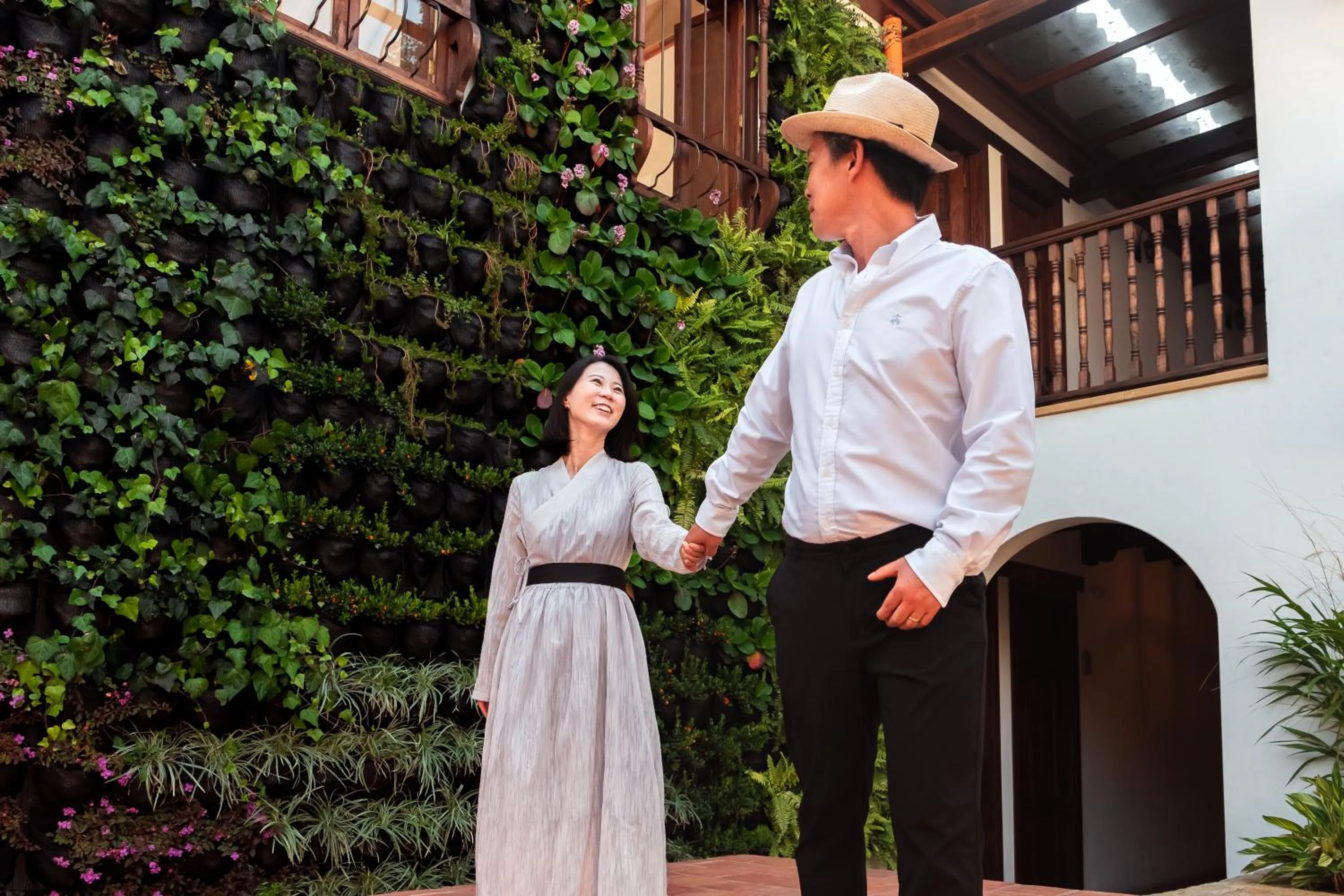 People in Hotel Casa Alcestre