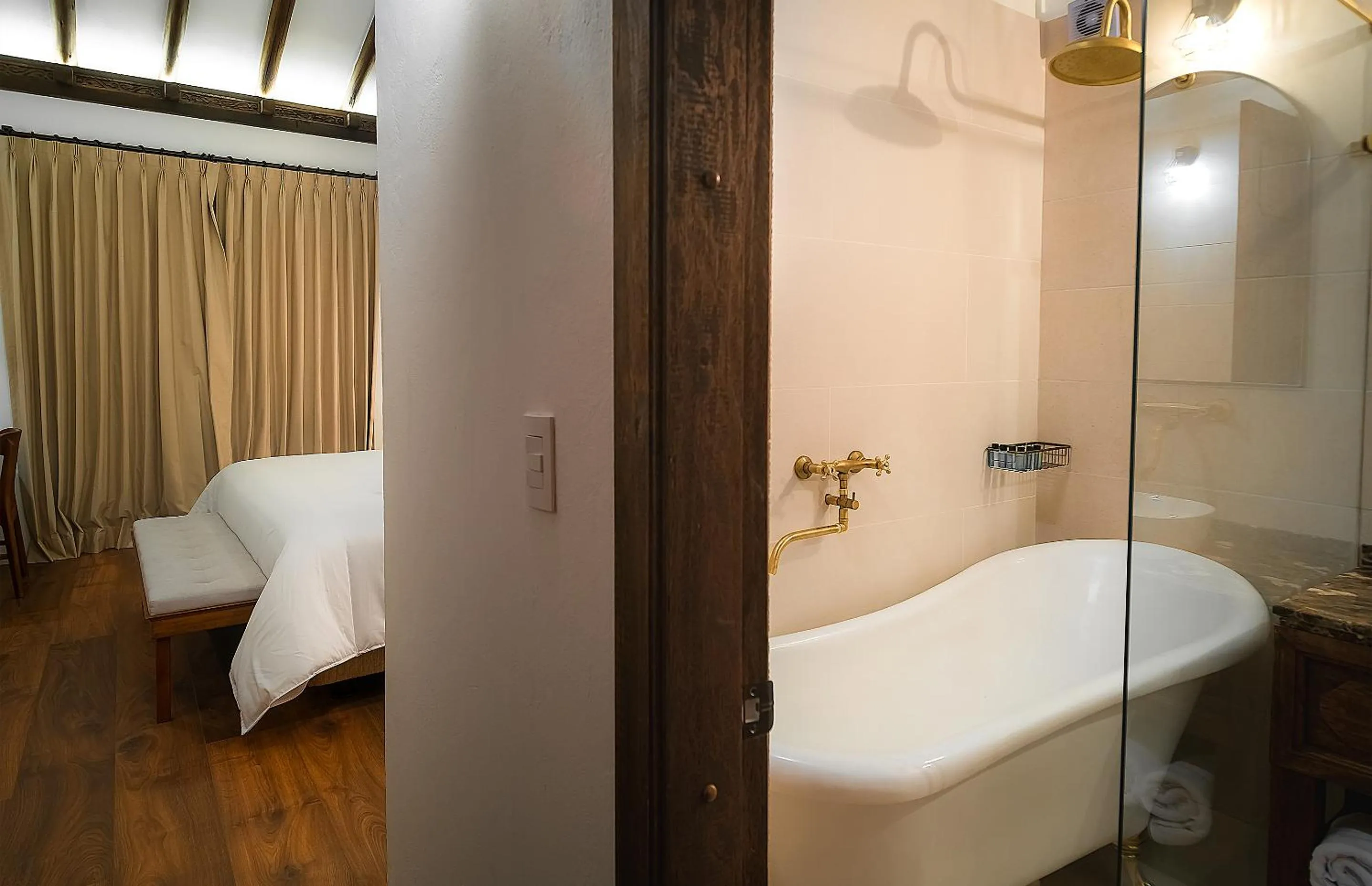 Bath, Bed in Hotel Casa Alcestre