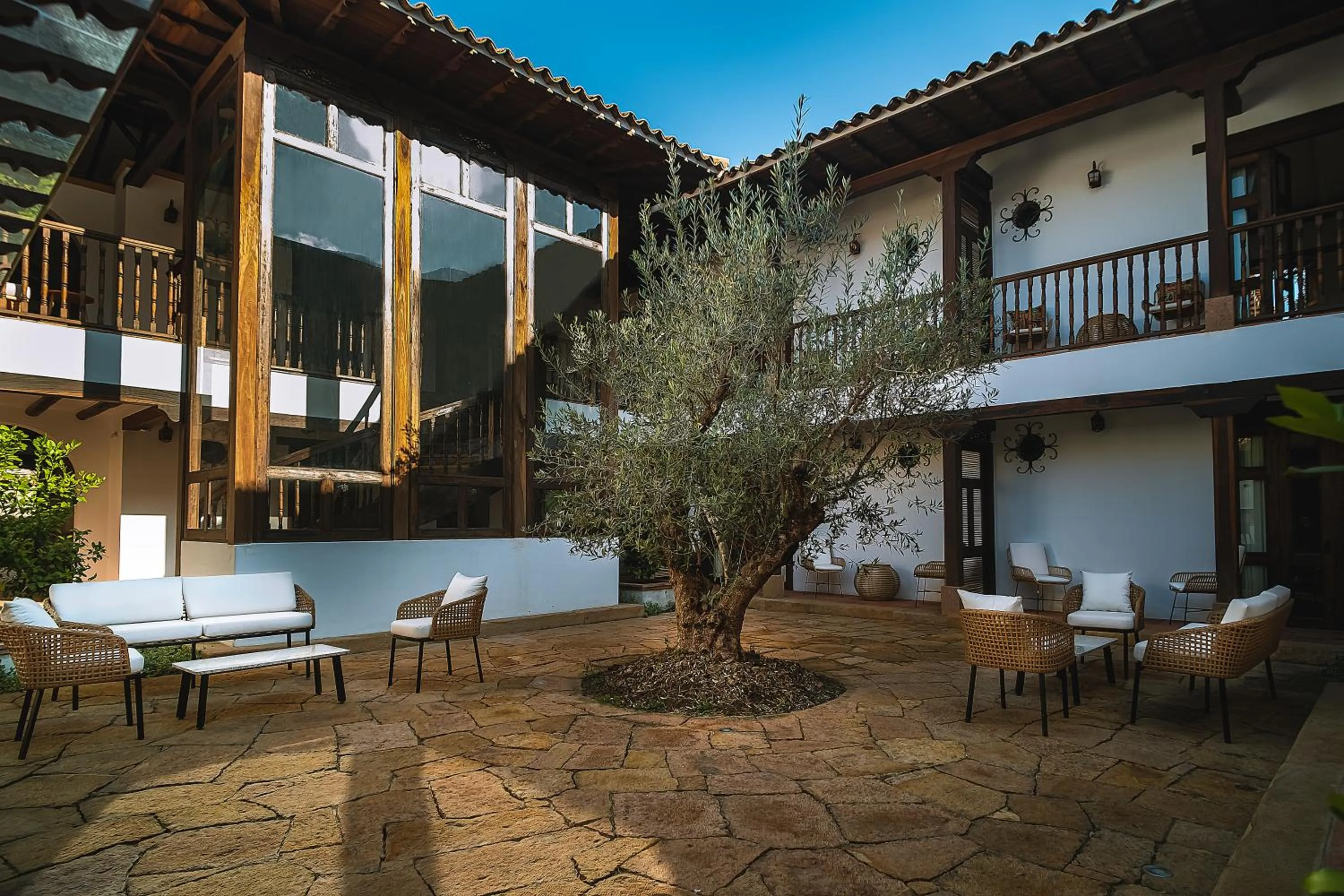 Patio in Hotel Casa Alcestre