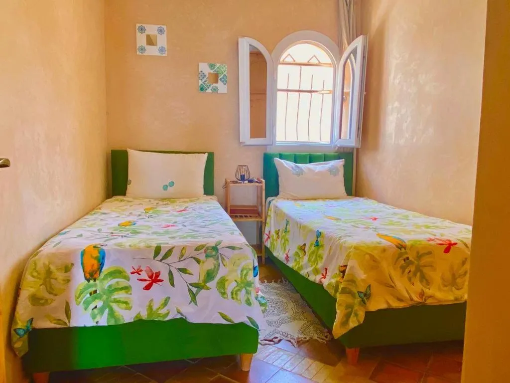 Bed in Dar diafa samira surf
