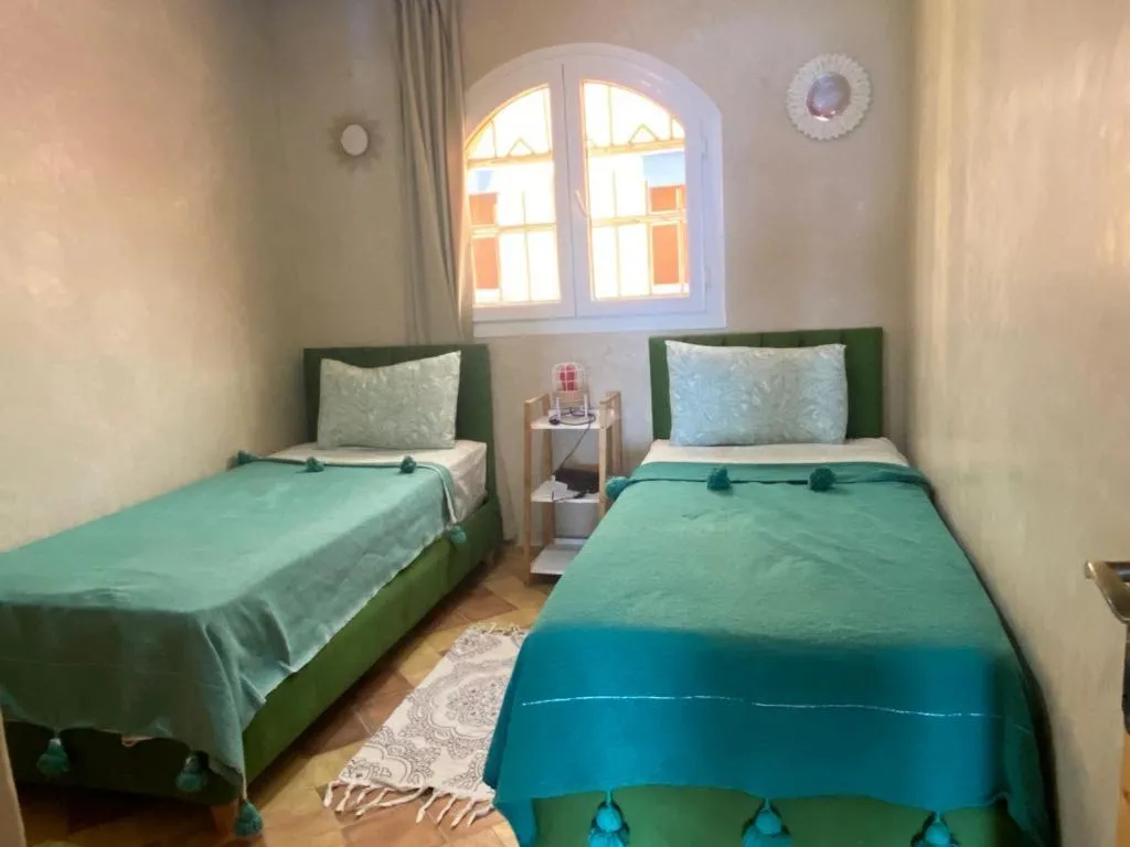 Bed in Dar diafa samira surf