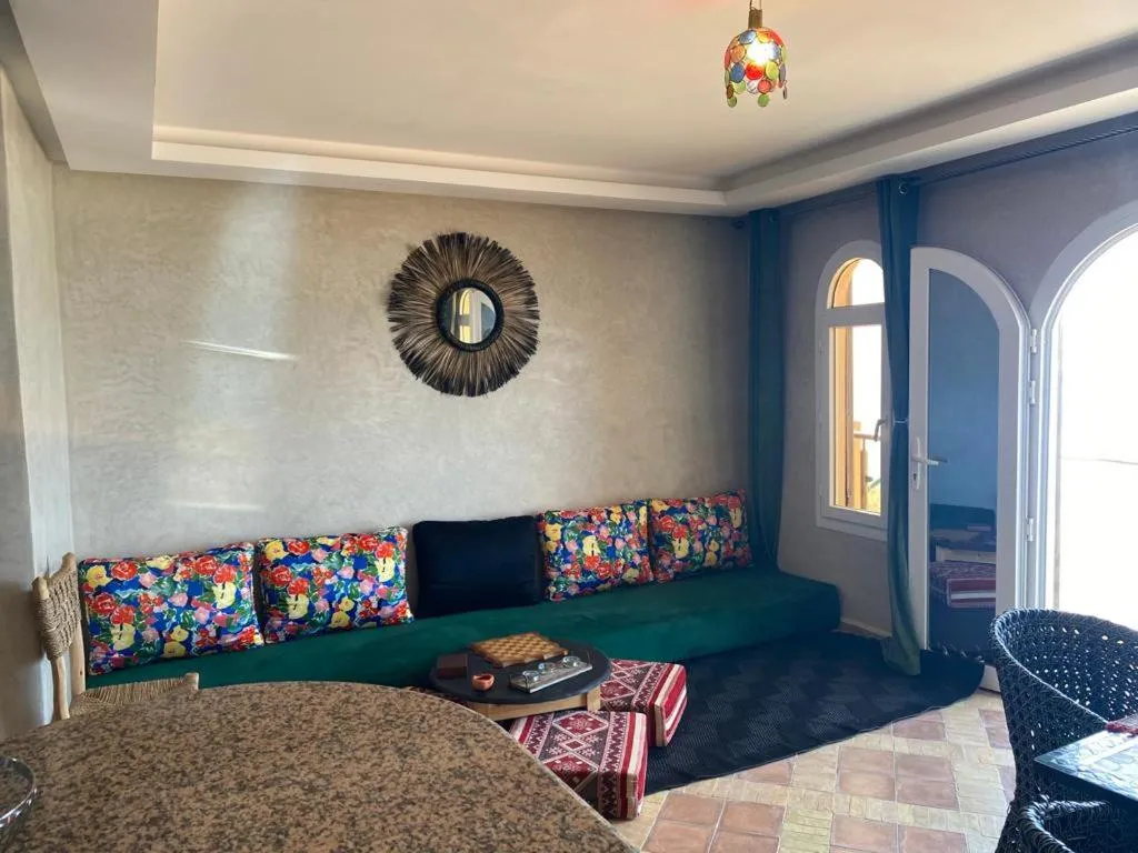 Dar diafa samira surf