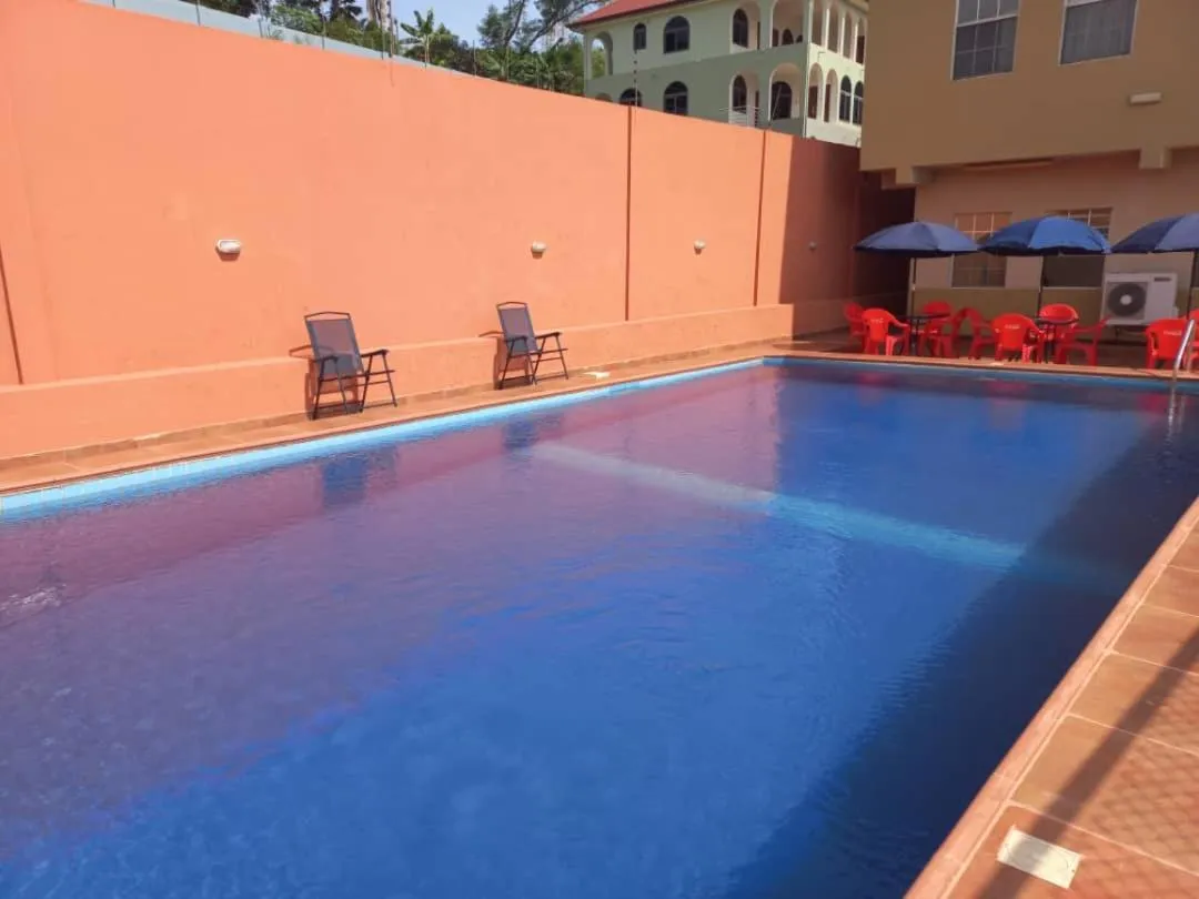 Swimming pool in Brown Hills Residences