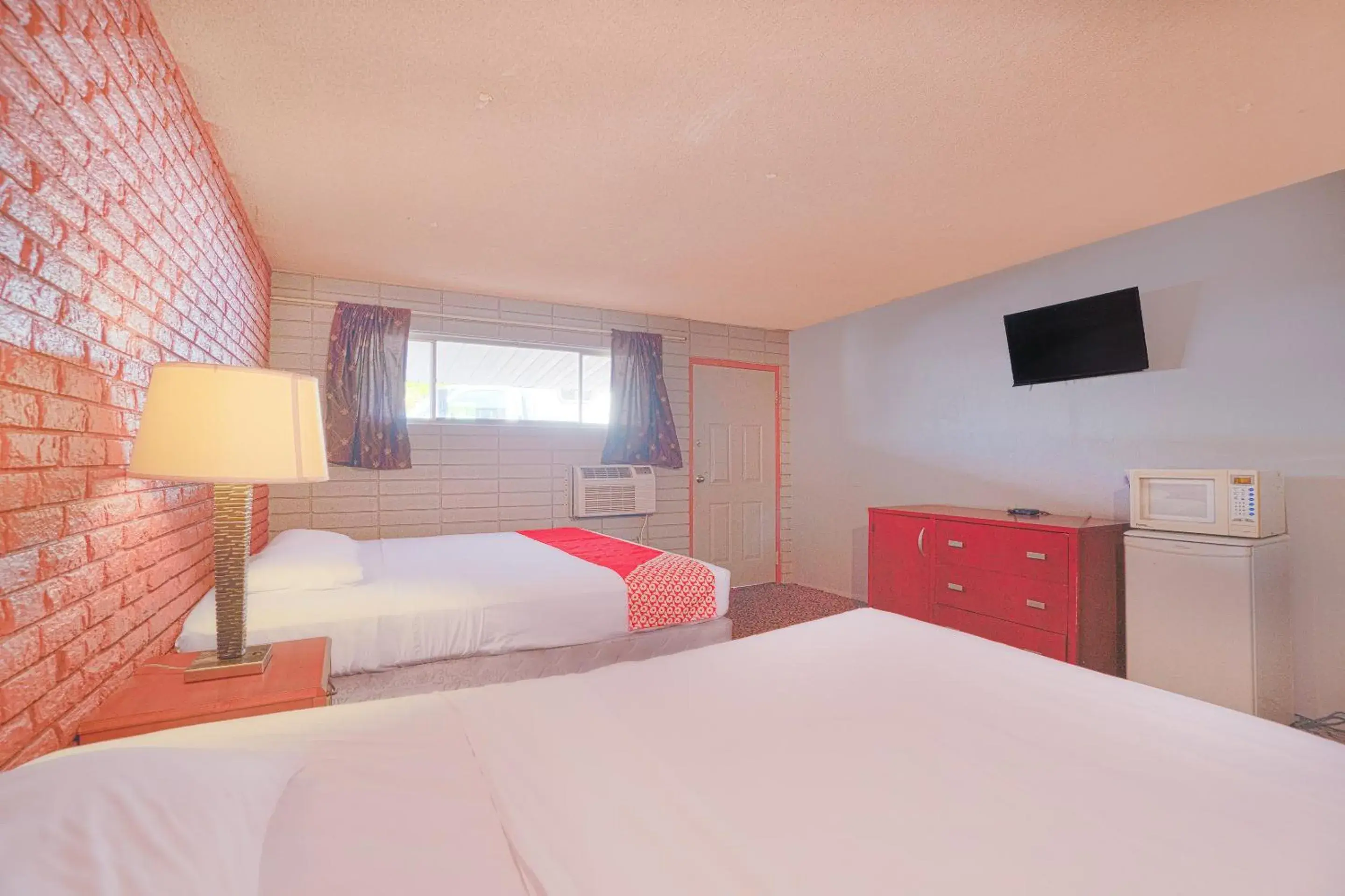 Bedroom in Town & Country Motel Bossier City by OYO Bedroom in Town & Country Motel Bossier City by OYO