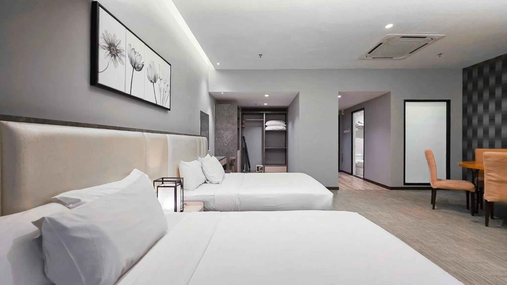 Bedroom, Bed in Fives Hotel DNP