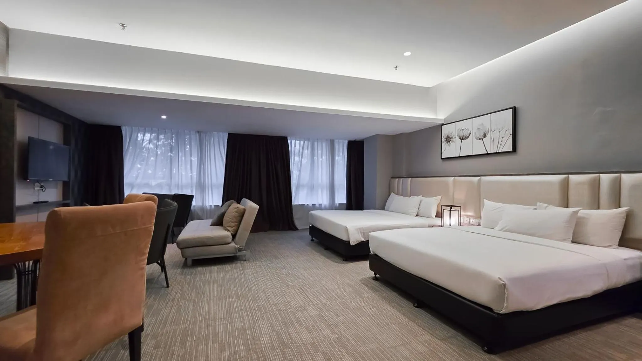 Bedroom, Bed in Fives Hotel DNP