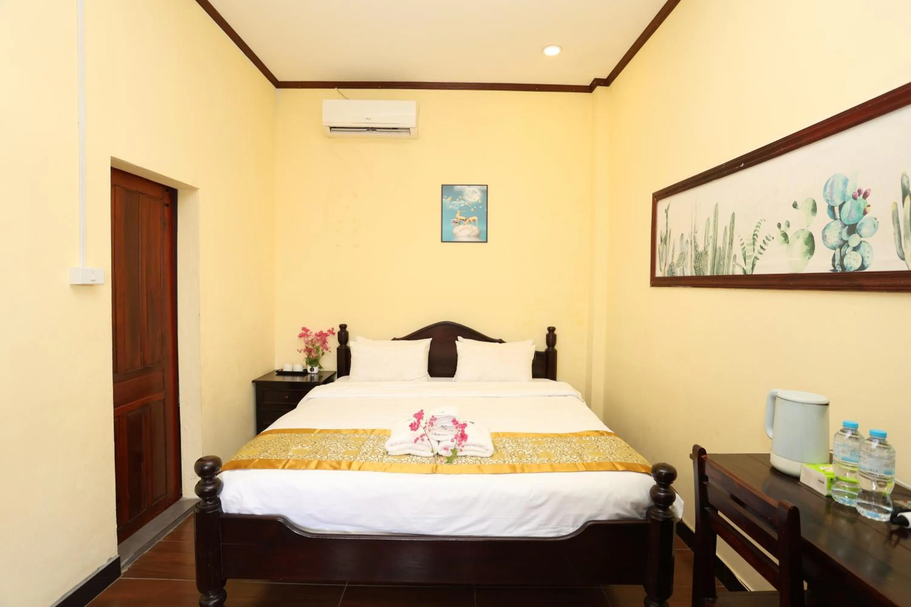 Bed in We House River View