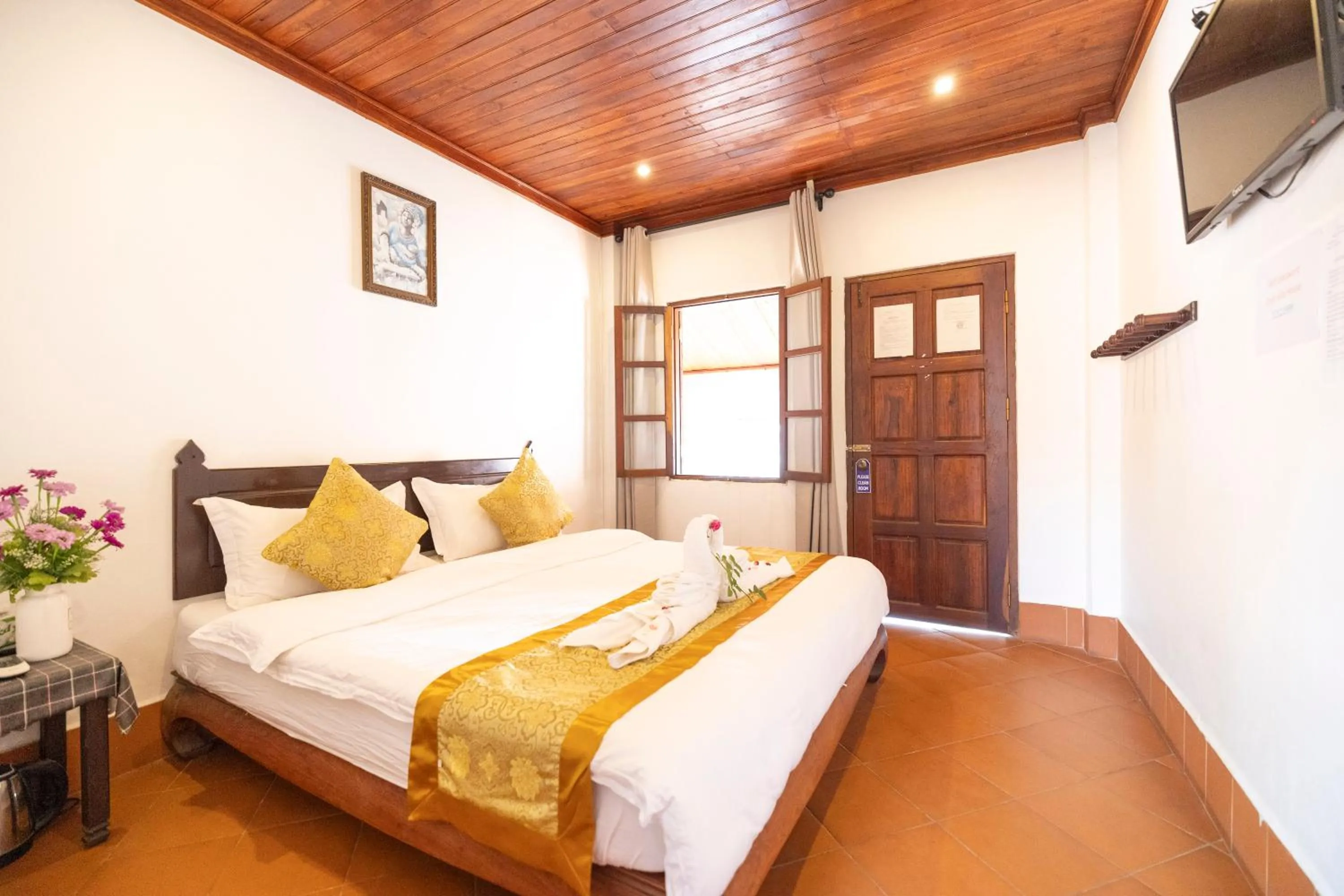 Bedroom, Bed in Mekong Chidlatda Villa