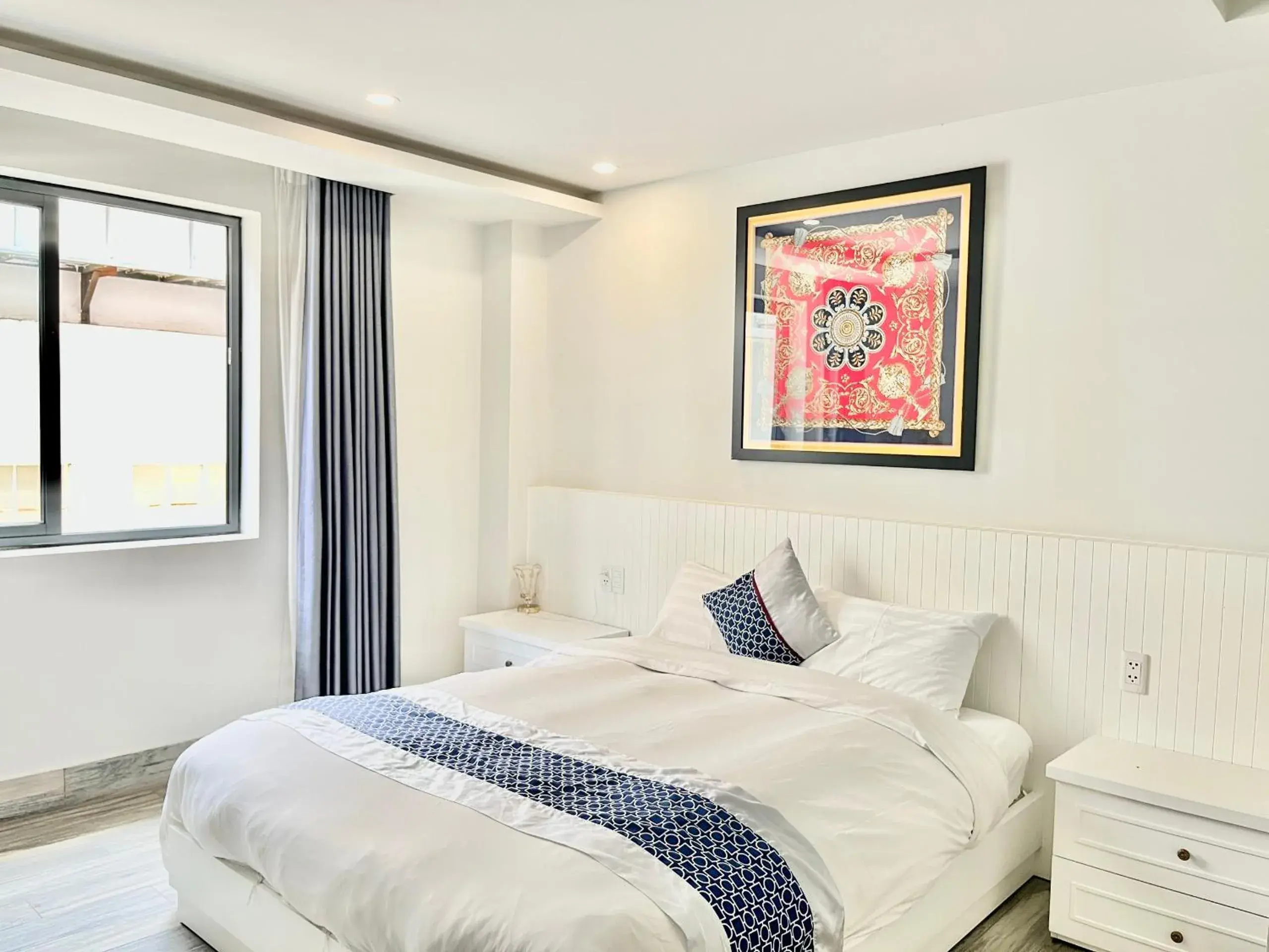 Living room, Bed in BALLANTINE HOTEL Phu My Hung- SECC Living room, Bed in BALLANTINE HOTEL Phu My Hung- SECC