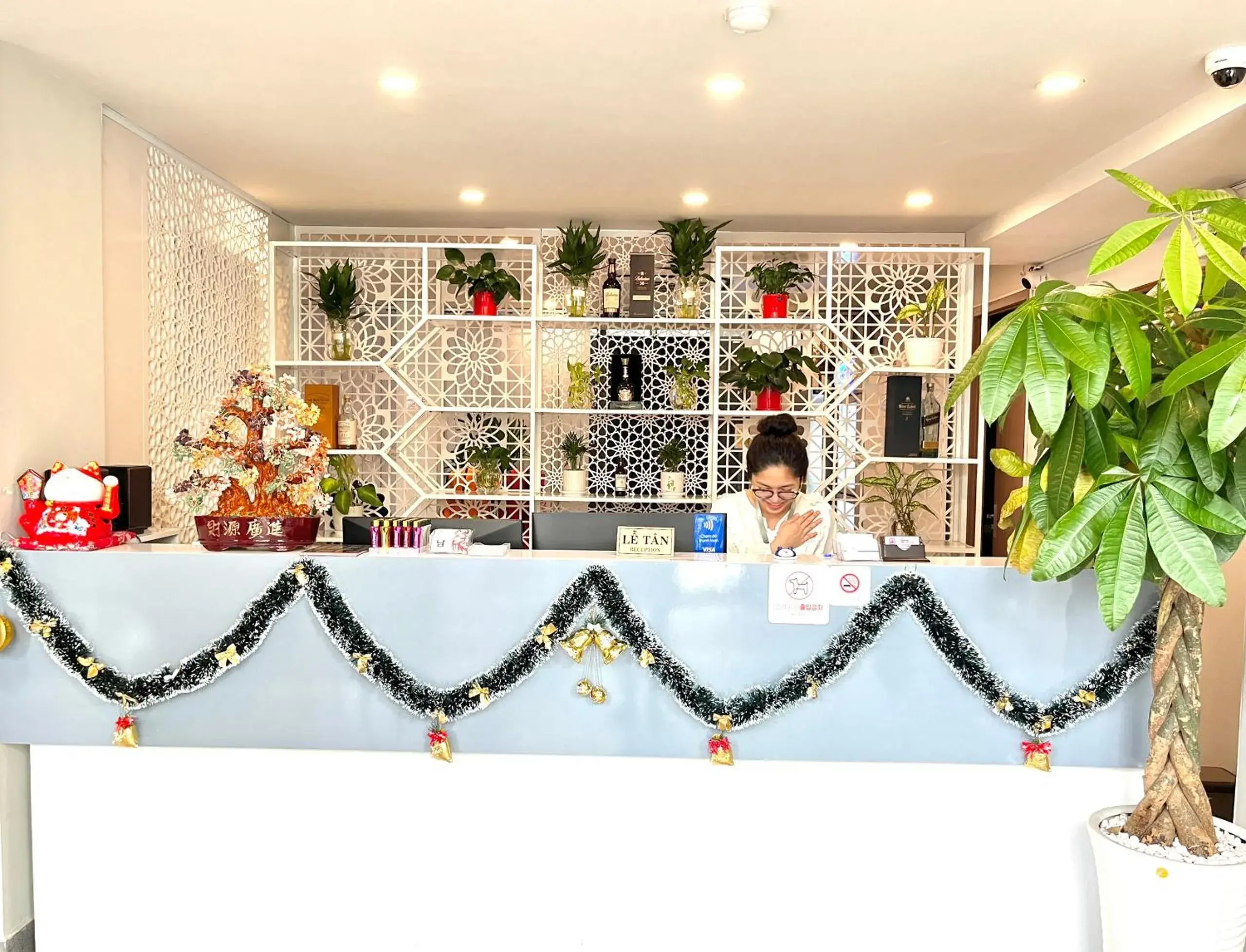 Lobby or reception in Ballantine hotel Lobby or reception in Ballantine hotel