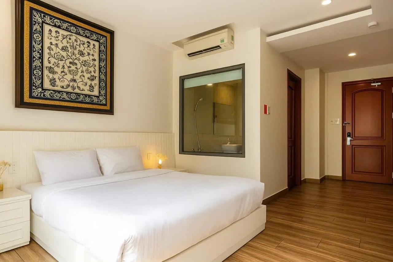 Bed in BALLANTINE HOTEL Phu My Hung- SECC