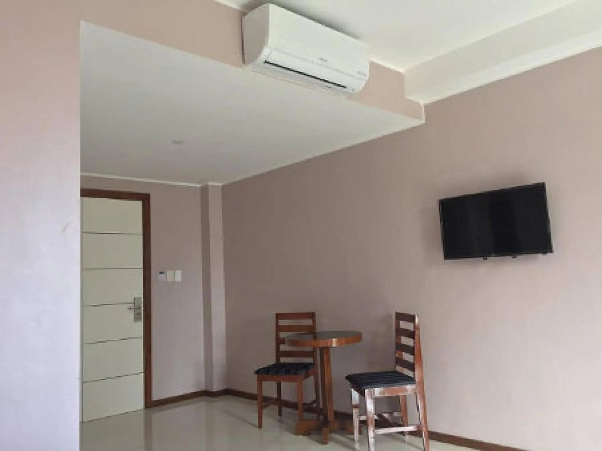 Answer hotel