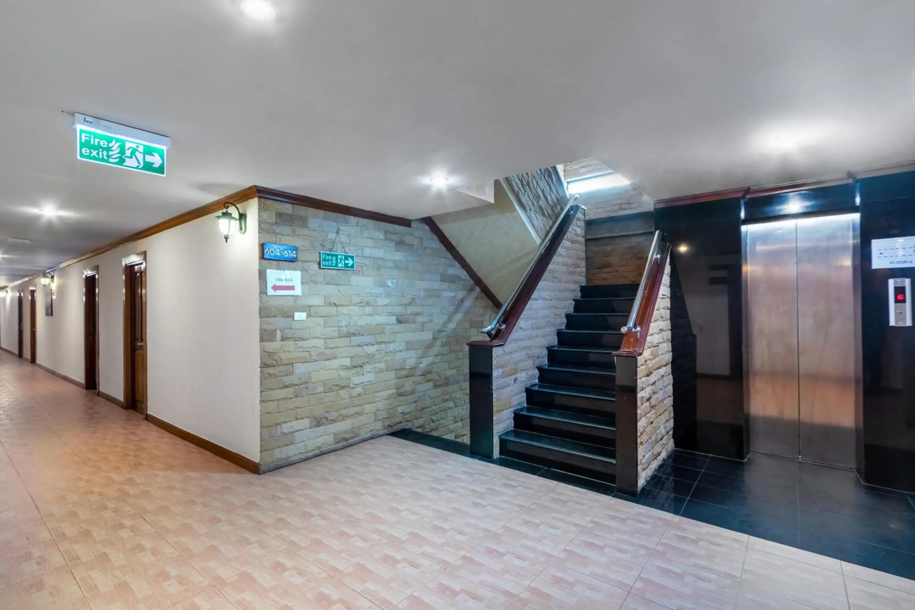 Property building in JB Green Hotel Patong Property building in JB Green Hotel Patong