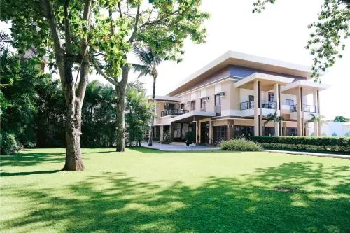 Costa Del Sol Resort Hotel