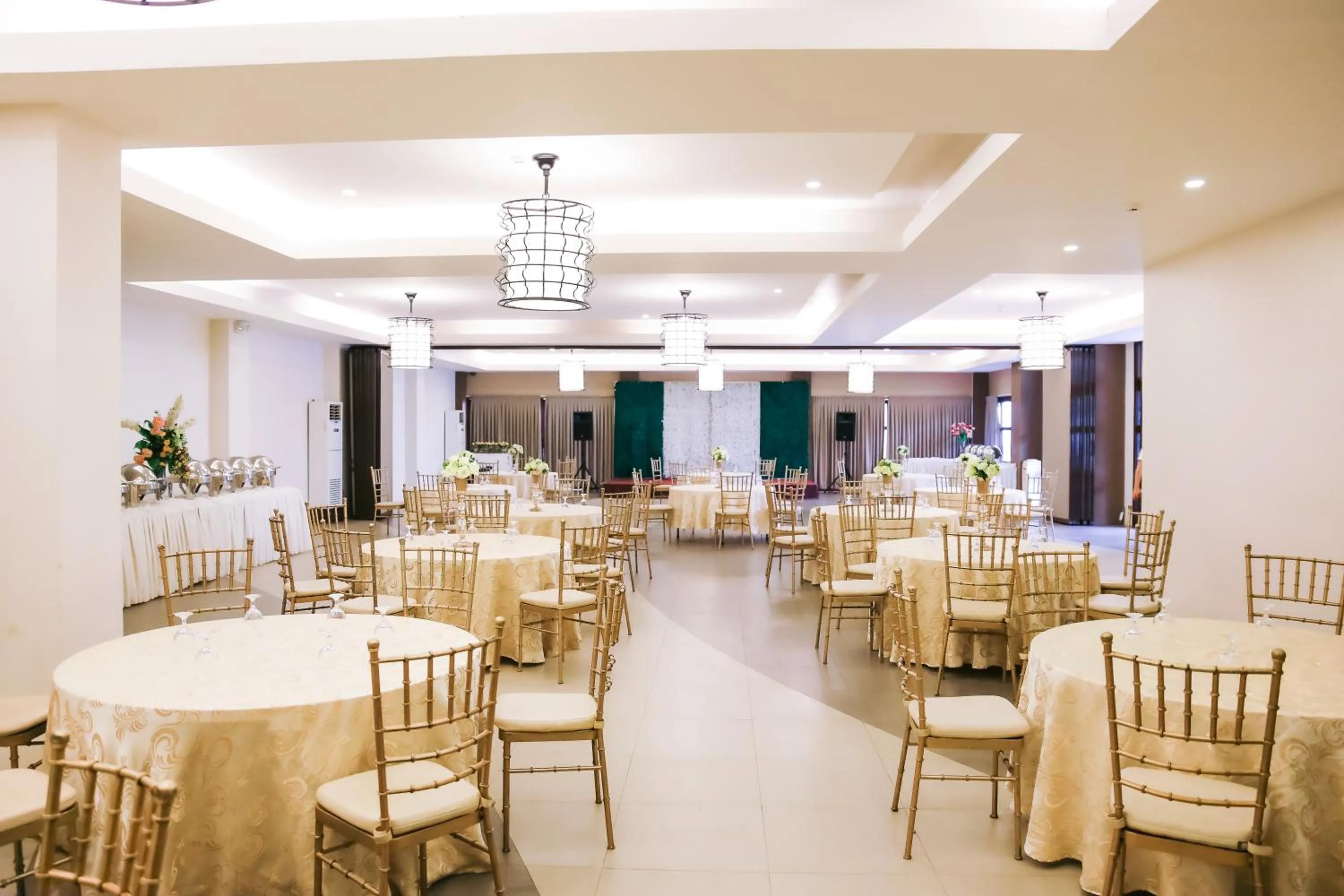 Business facilities in Costa Del Sol Resort Hotel