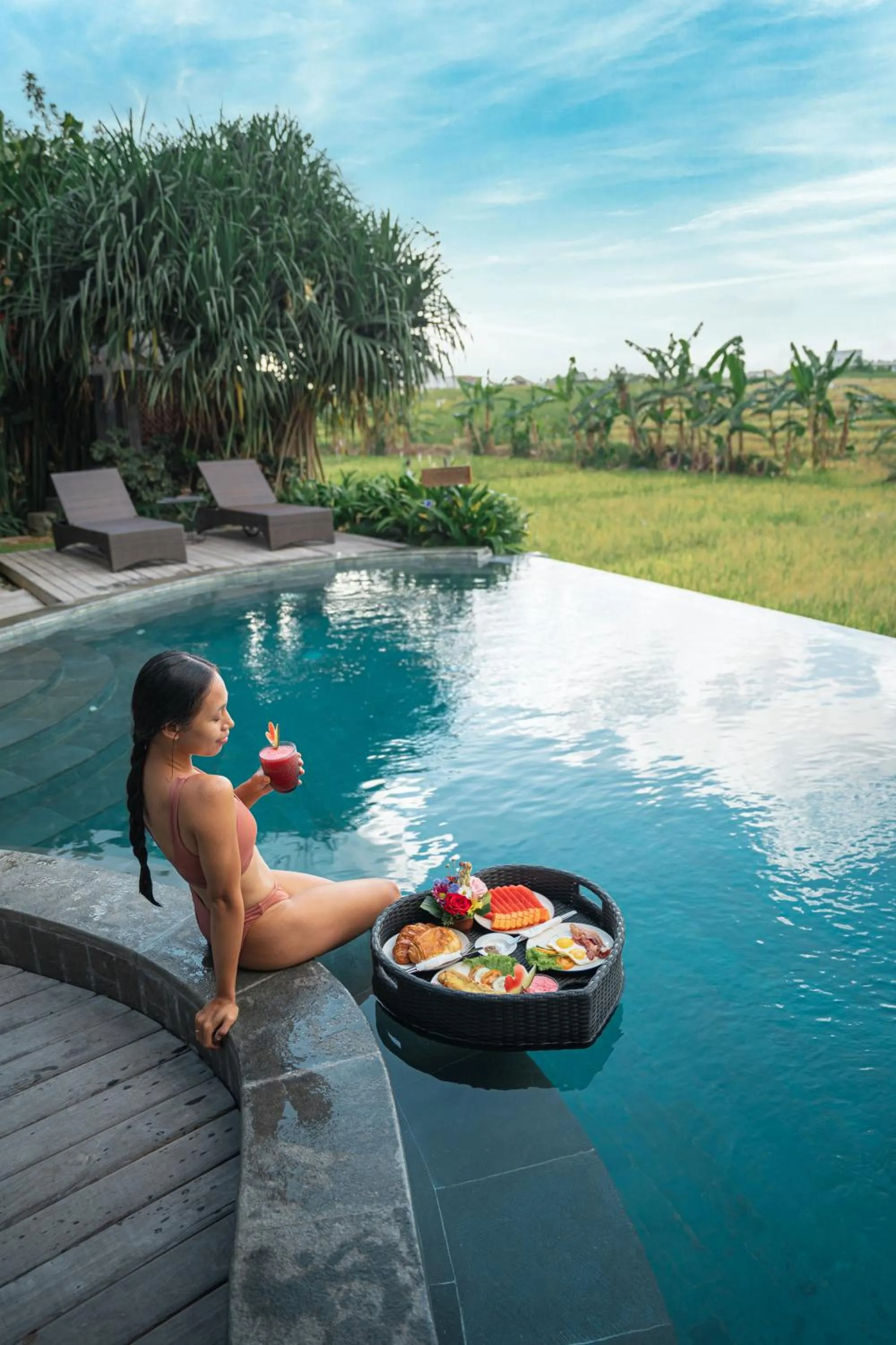 MAHALONA BALI STAY