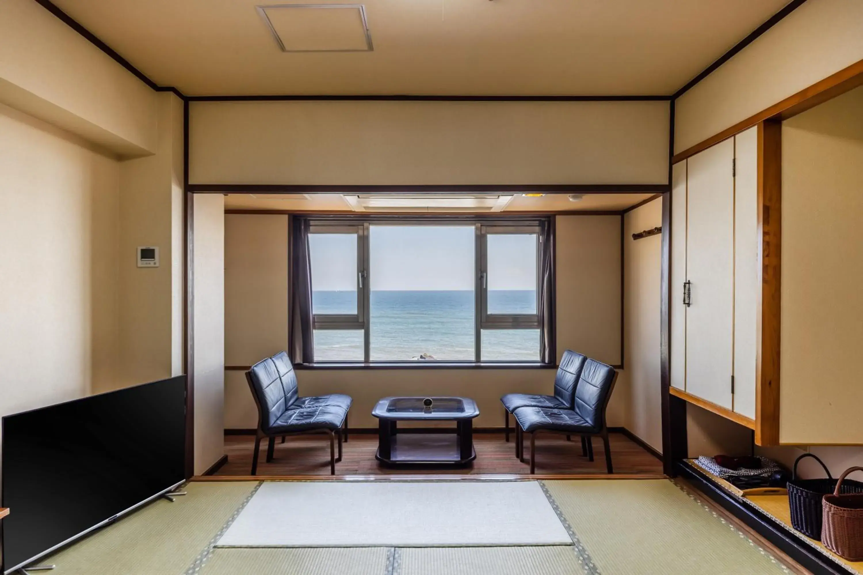 Family Room with Sea View - single occupancy in 銚子グランドホテル Family Room with Sea View - single occupancy in 銚子グランドホテル