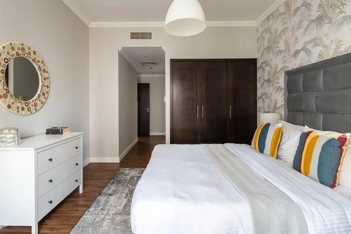 Bed in Frank Porter - Marina Quays