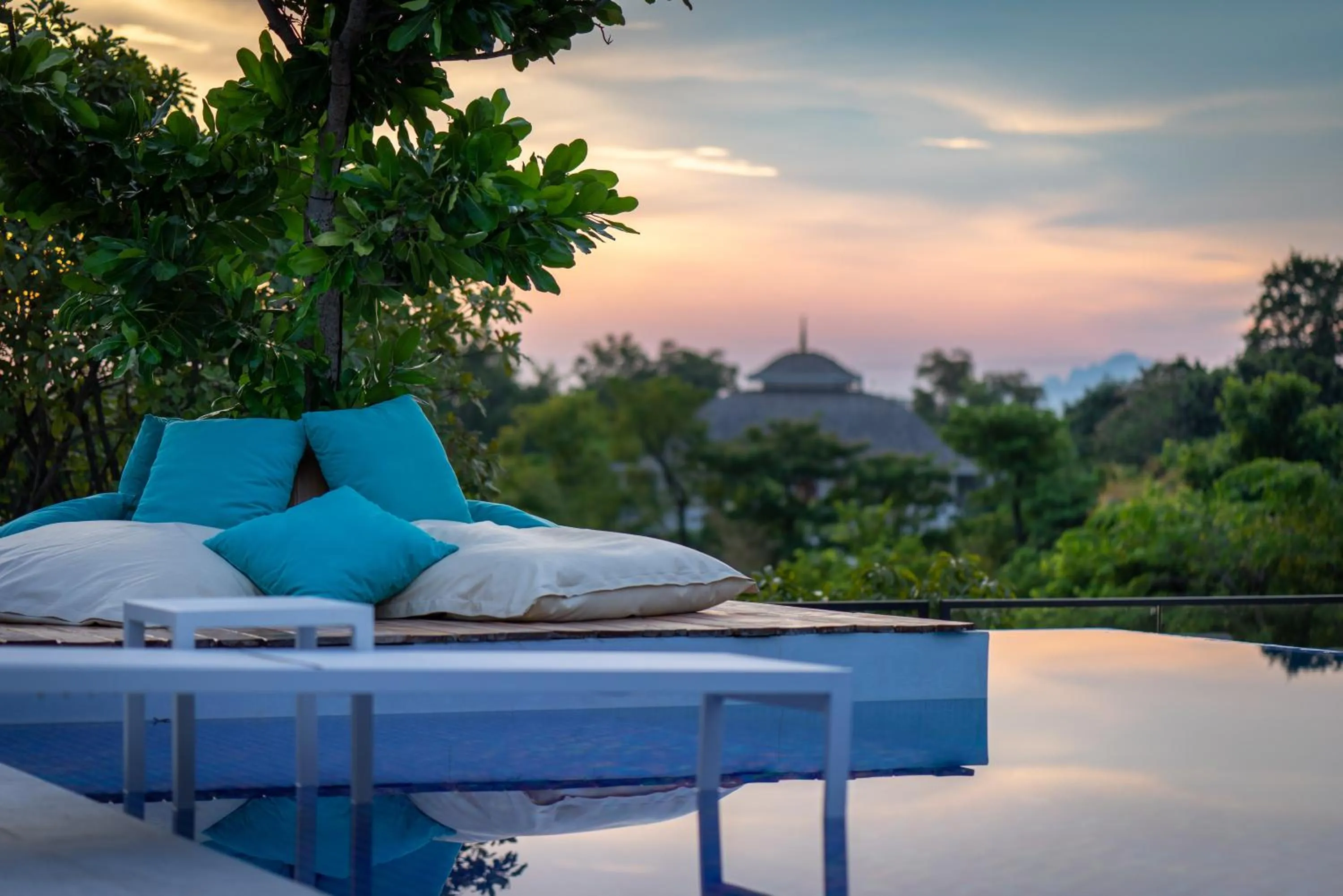 Restaurant/places to eat in The Soul Resort