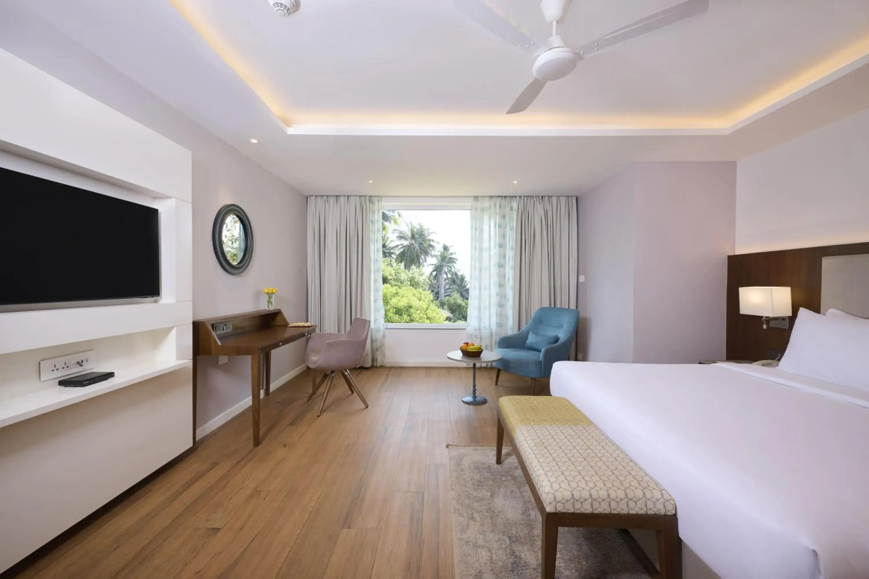 Photo of the whole room, Bed in Golden Tulip Vagator Goa Photo of the whole room, Bed in Golden Tulip Vagator Goa