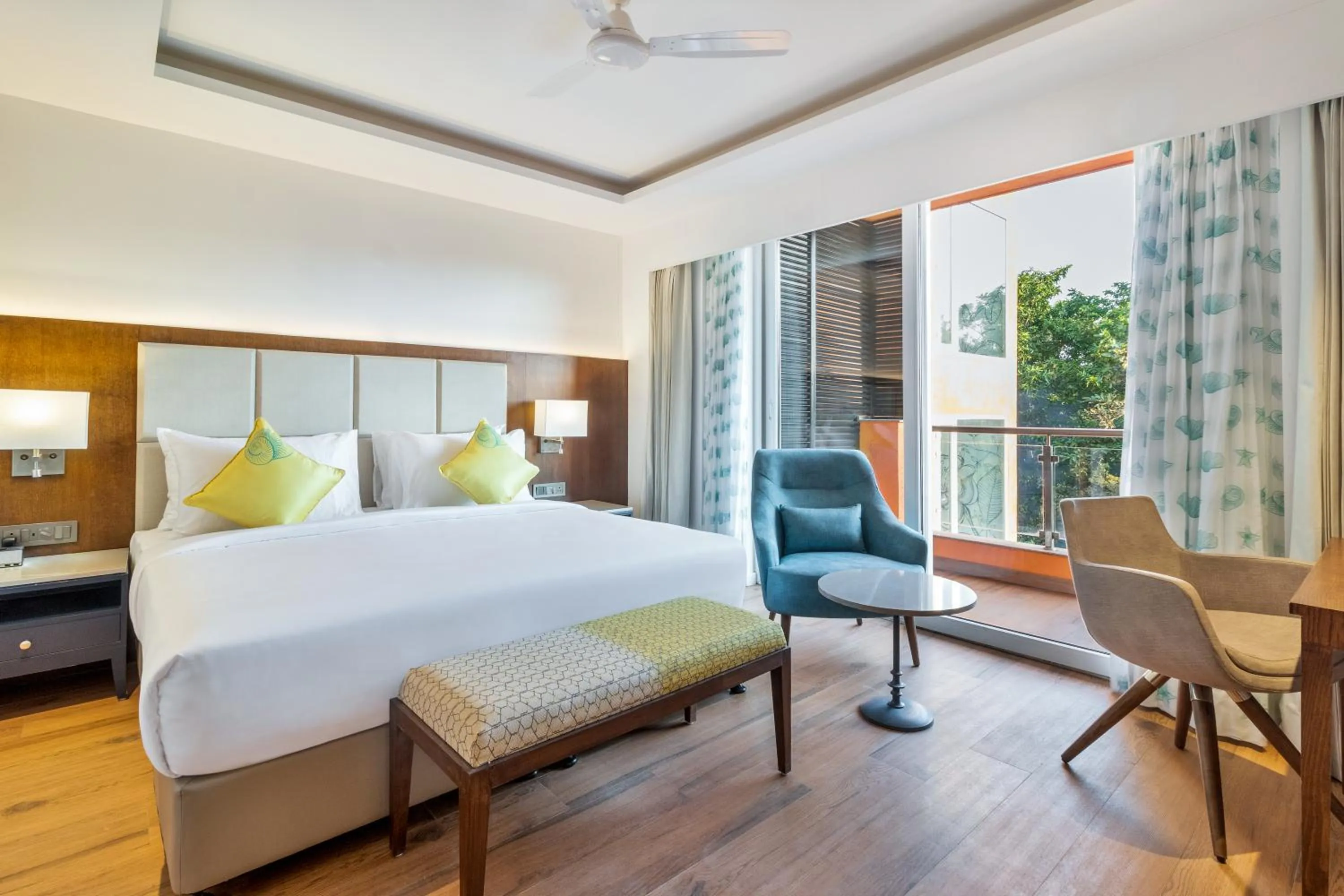 Bedroom, Bed in Aiden by best Western Vagator Goa