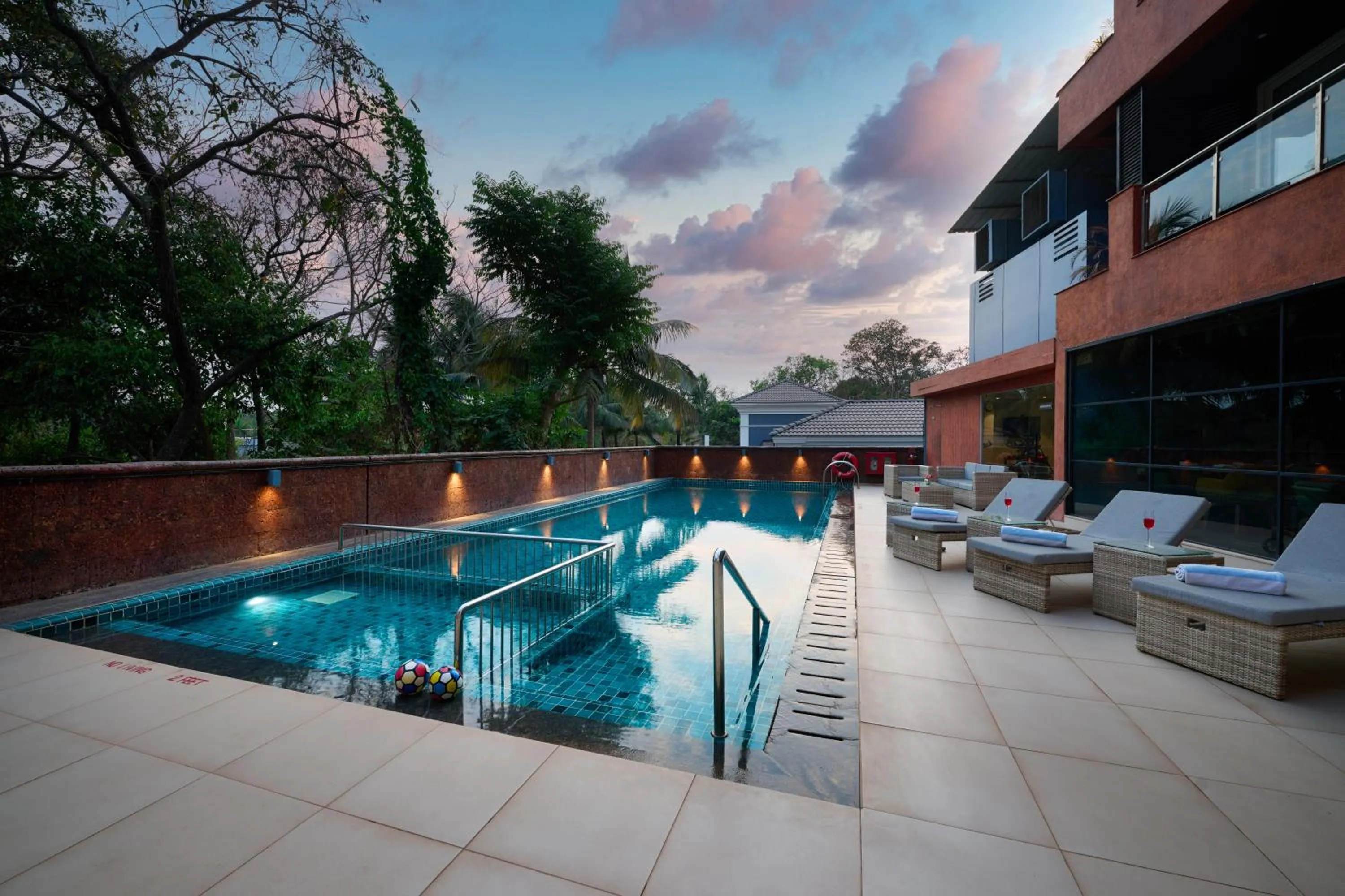 Pool view in Golden Tulip Vagator Goa