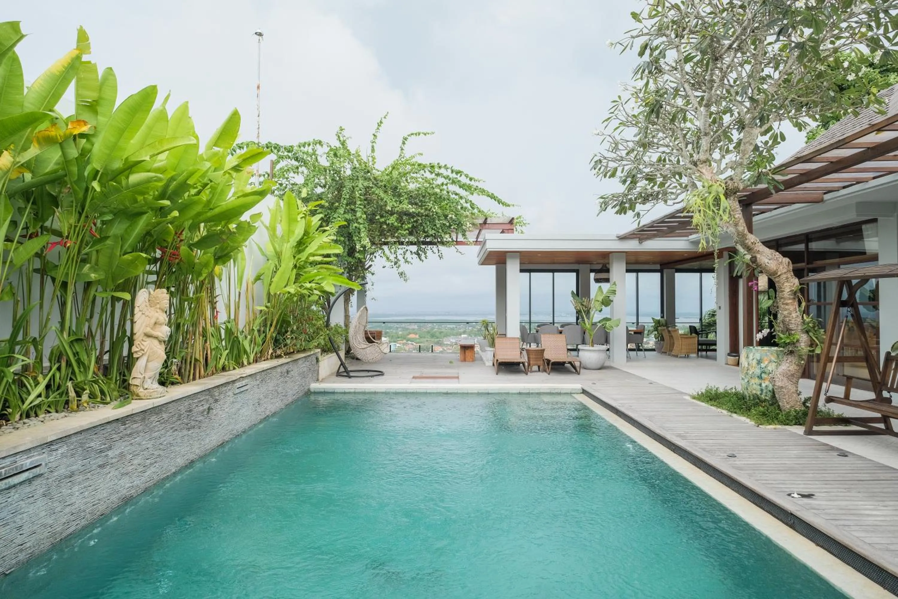 Swimming pool in The Lavana Villa Puri Hawila Jimbaran - 5 Bedroom Villa