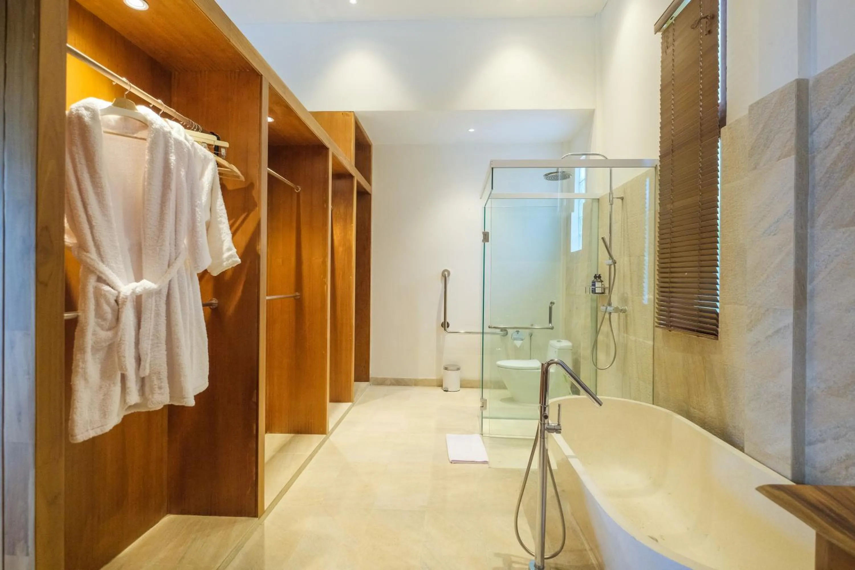 Bathroom in The Lavana Villa Puri Hawila Jimbaran - 5 Bedroom Villa