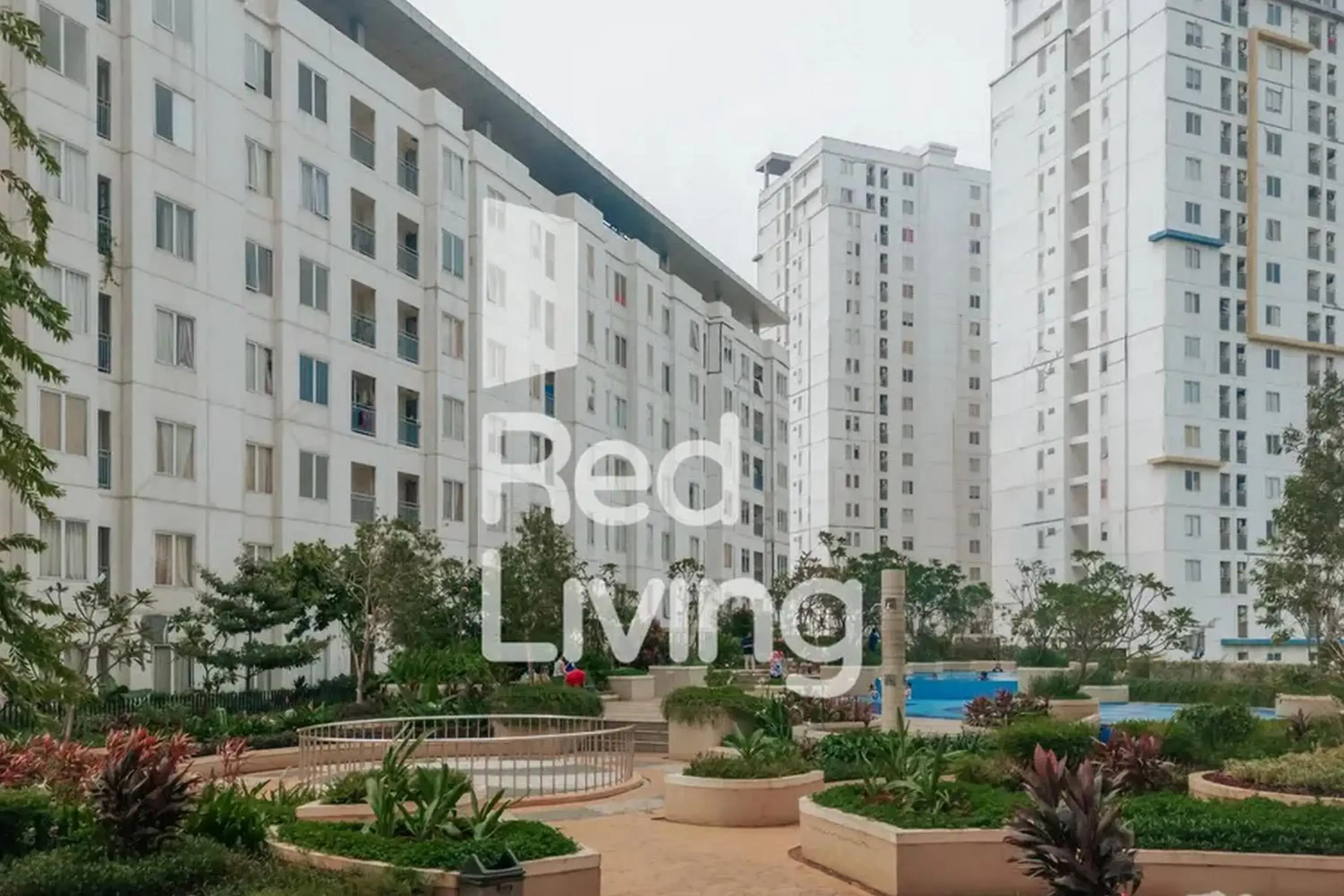 Property building in RedLiving Apartemen Bassura City - Vina Tan Tower Flamboyan Property building in RedLiving Apartemen Bassura City - Vina Tan Tower Flamboyan