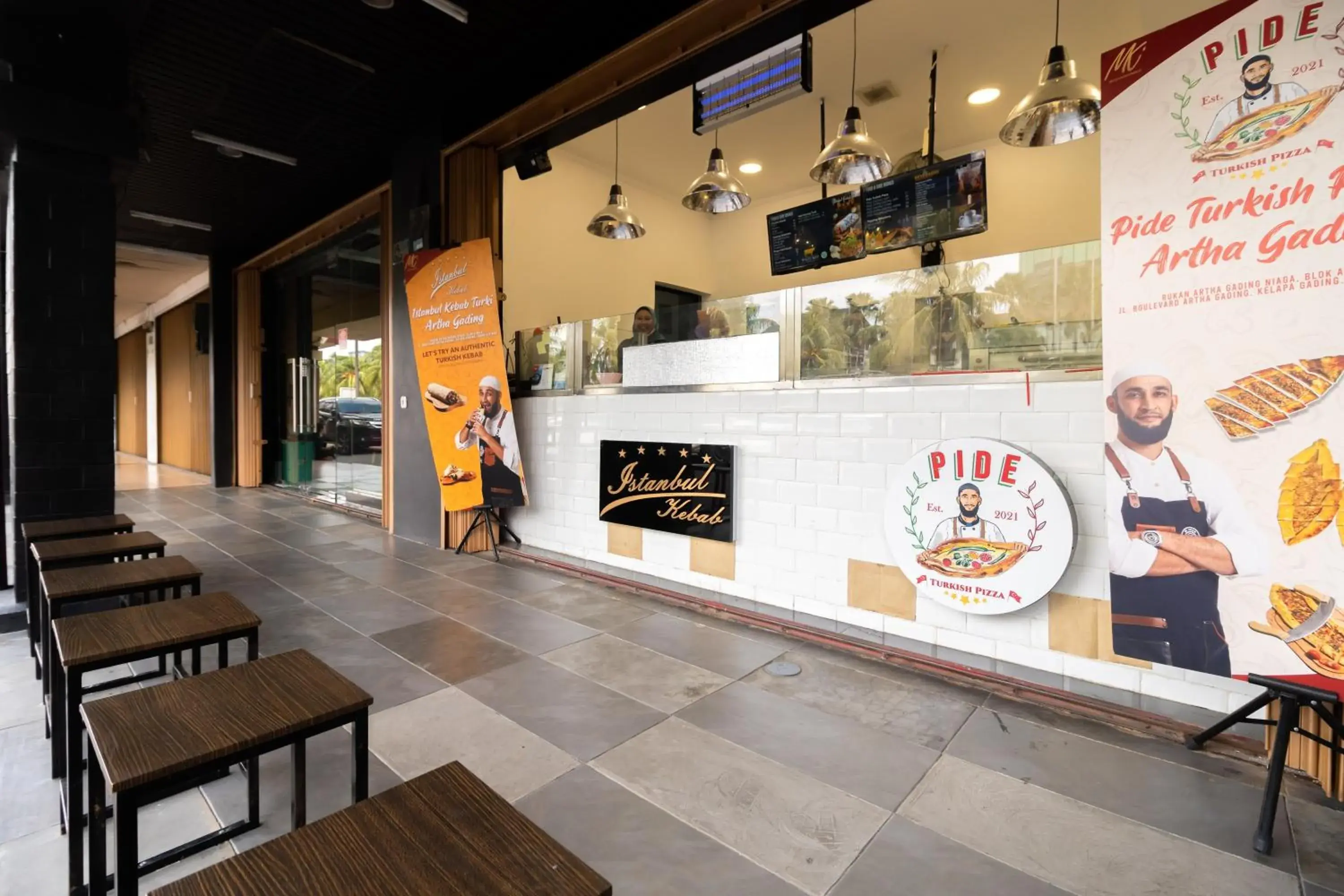 Restaurant/places to eat in Urbanview Hotel Bizhome Artha Gading Boulevard by RedDoorz Restaurant/places to eat in Urbanview Hotel Bizhome Artha Gading Boulevard by RedDoorz