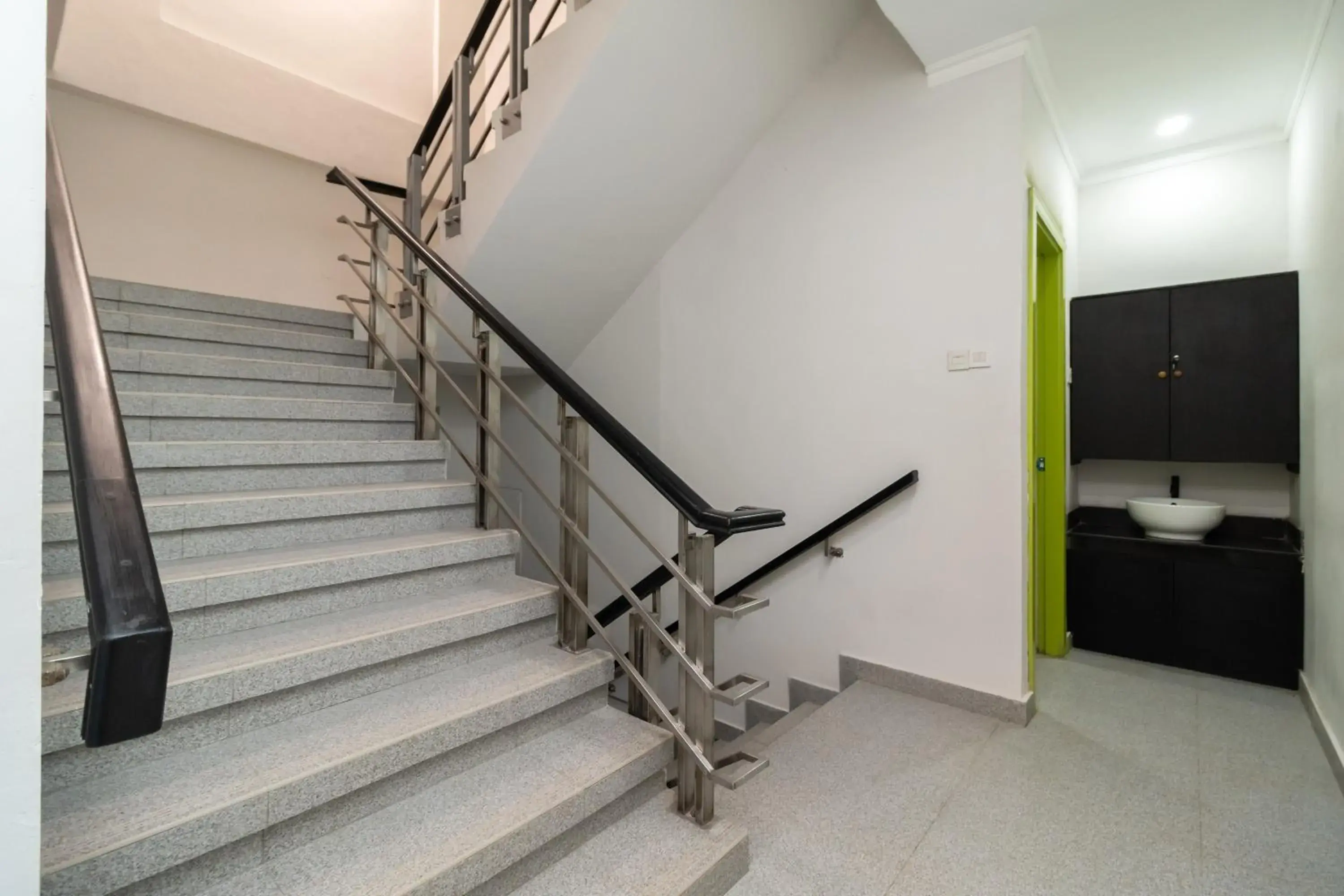 Floor plan in Urbanview Hotel Bizhome Artha Gading Boulevard by RedDoorz Floor plan in Urbanview Hotel Bizhome Artha Gading Boulevard by RedDoorz