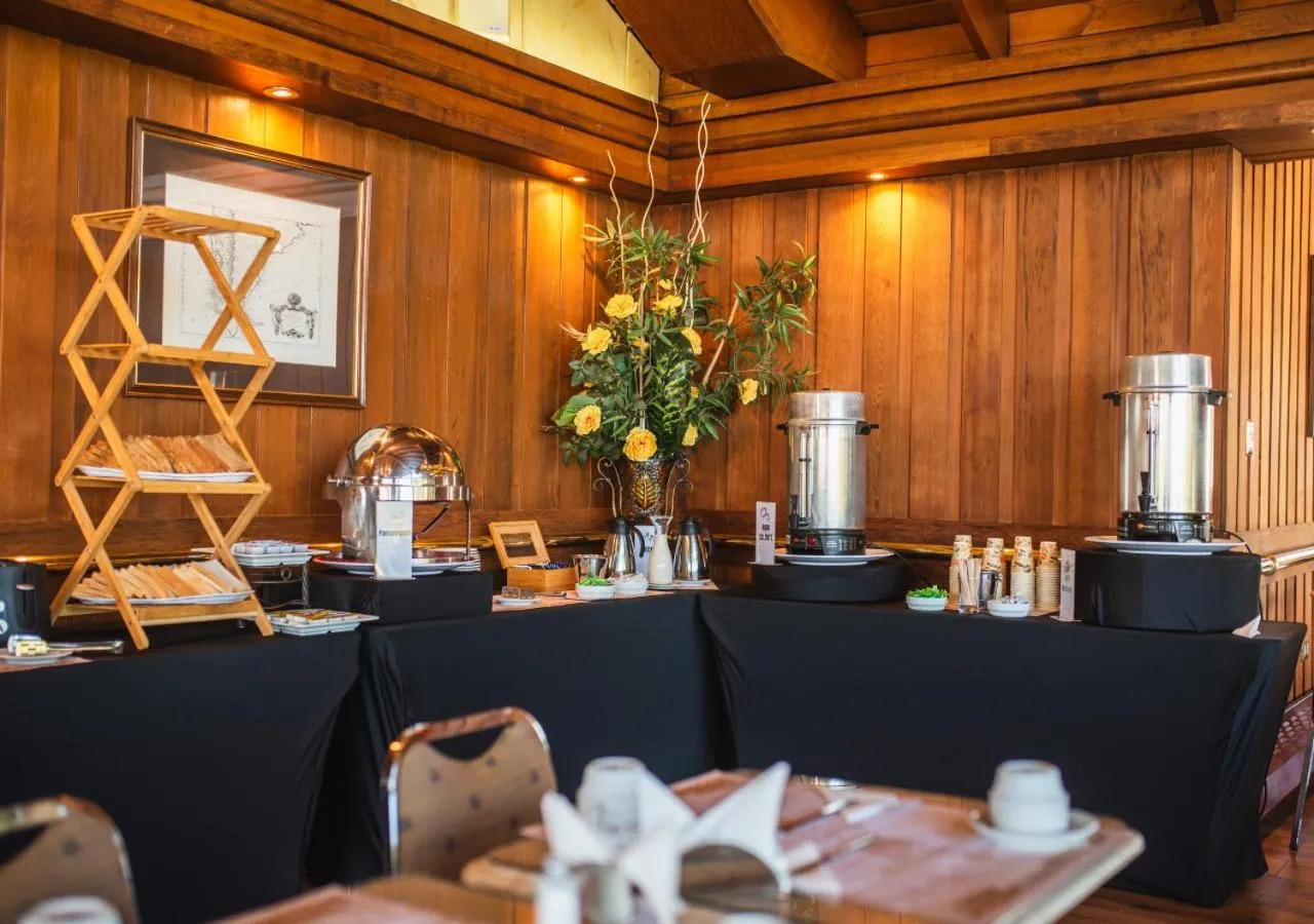 Buffet breakfast in Hotel Marina Villa del Rio