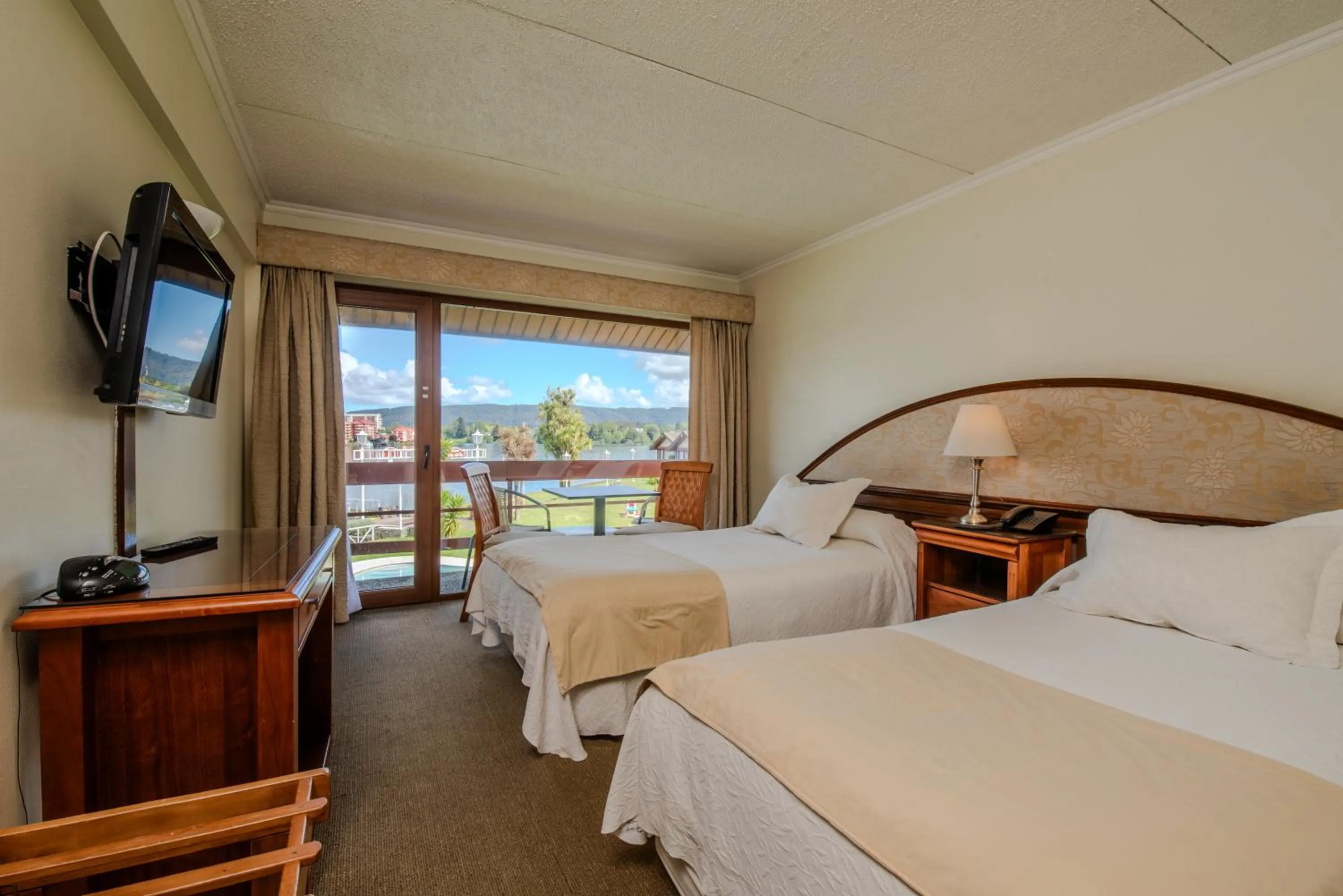 Photo of the whole room, Bed in Hotel Marina Villa del Rio